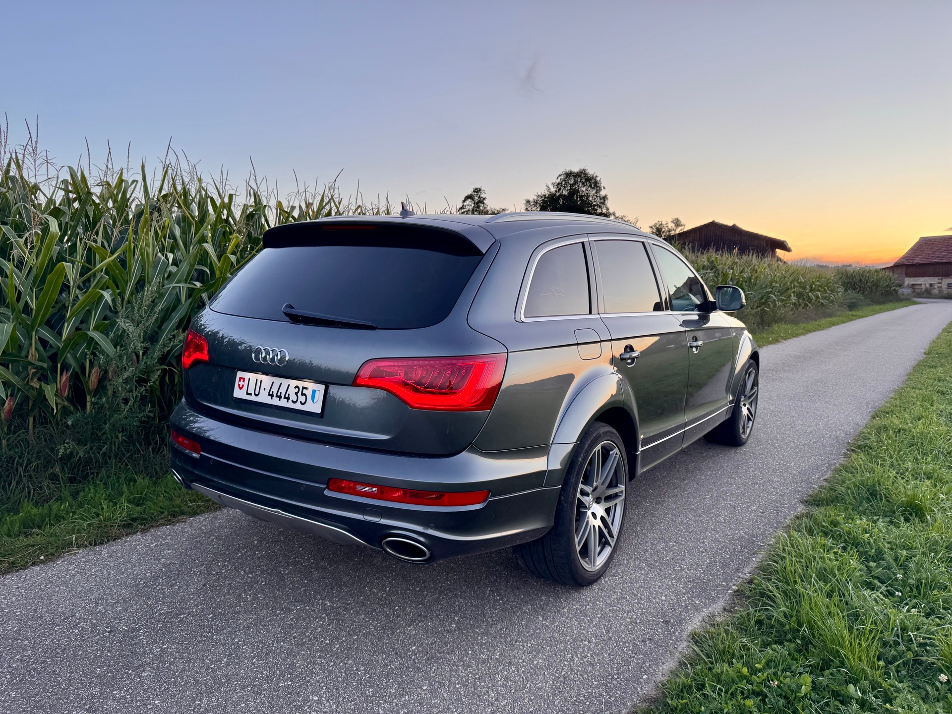 AUDI Q7 3.0 TDI quattro tiptronic-image-2
