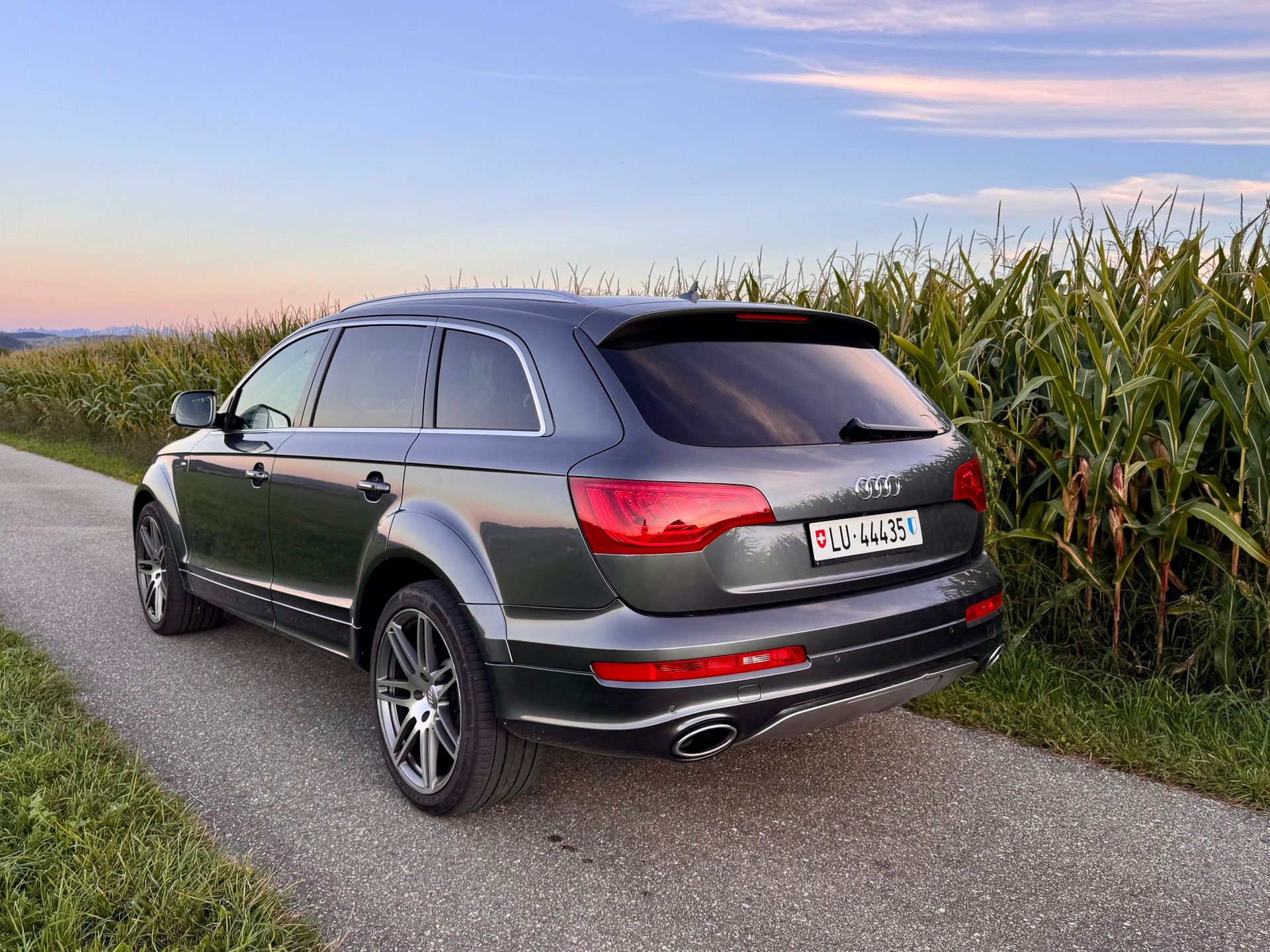 AUDI Q7 3.0 TDI quattro tiptronic-image-7