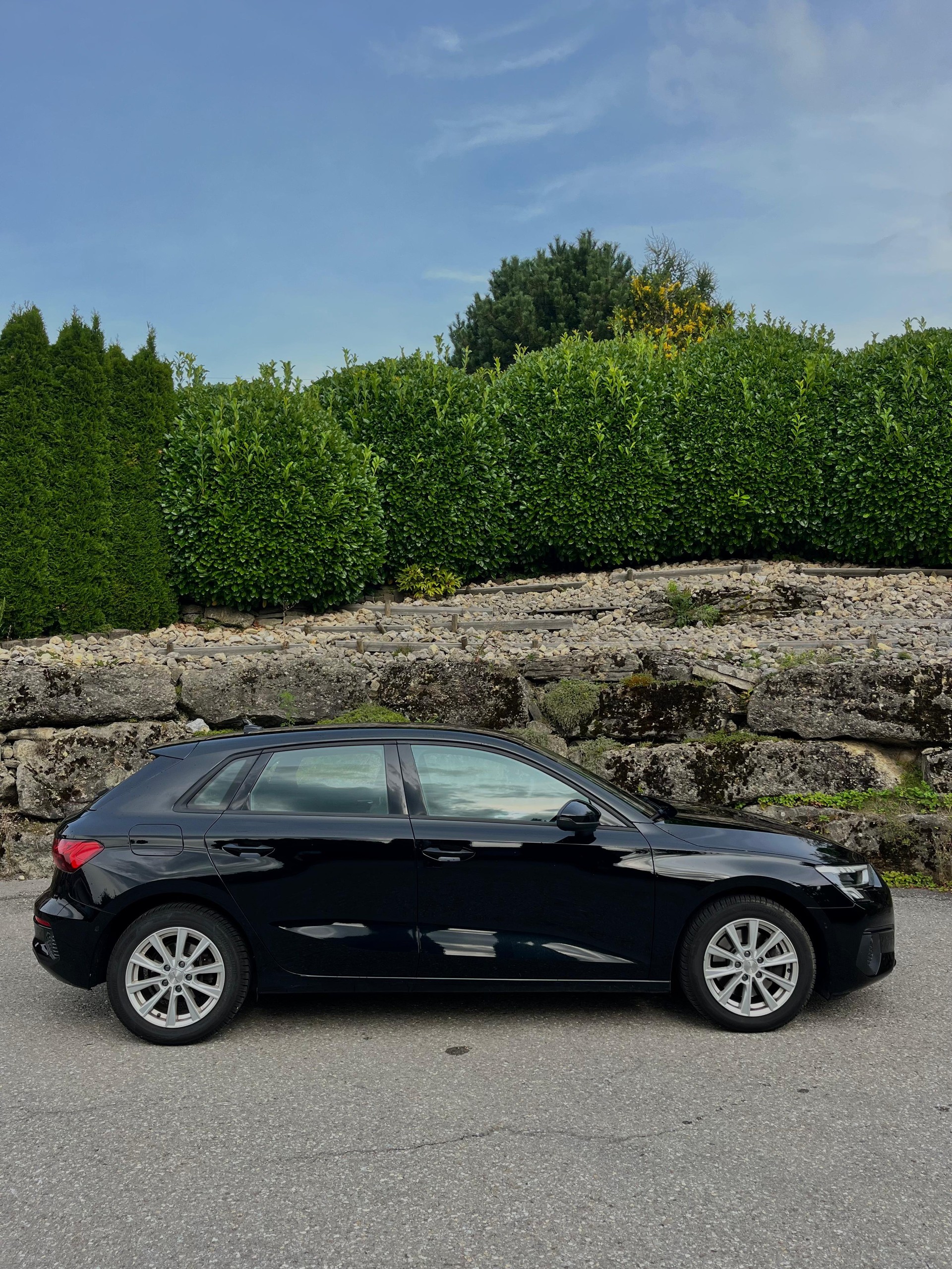 AUDI A3 Sportback 35 TFSI Attraction S-tronic-image-1
