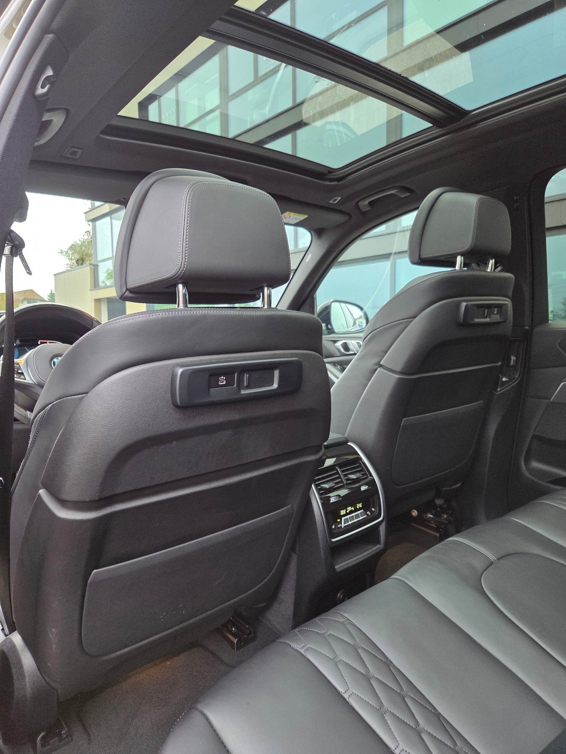 BMW X5 xDrive 48V 40d M Sport Steptronic-image-8