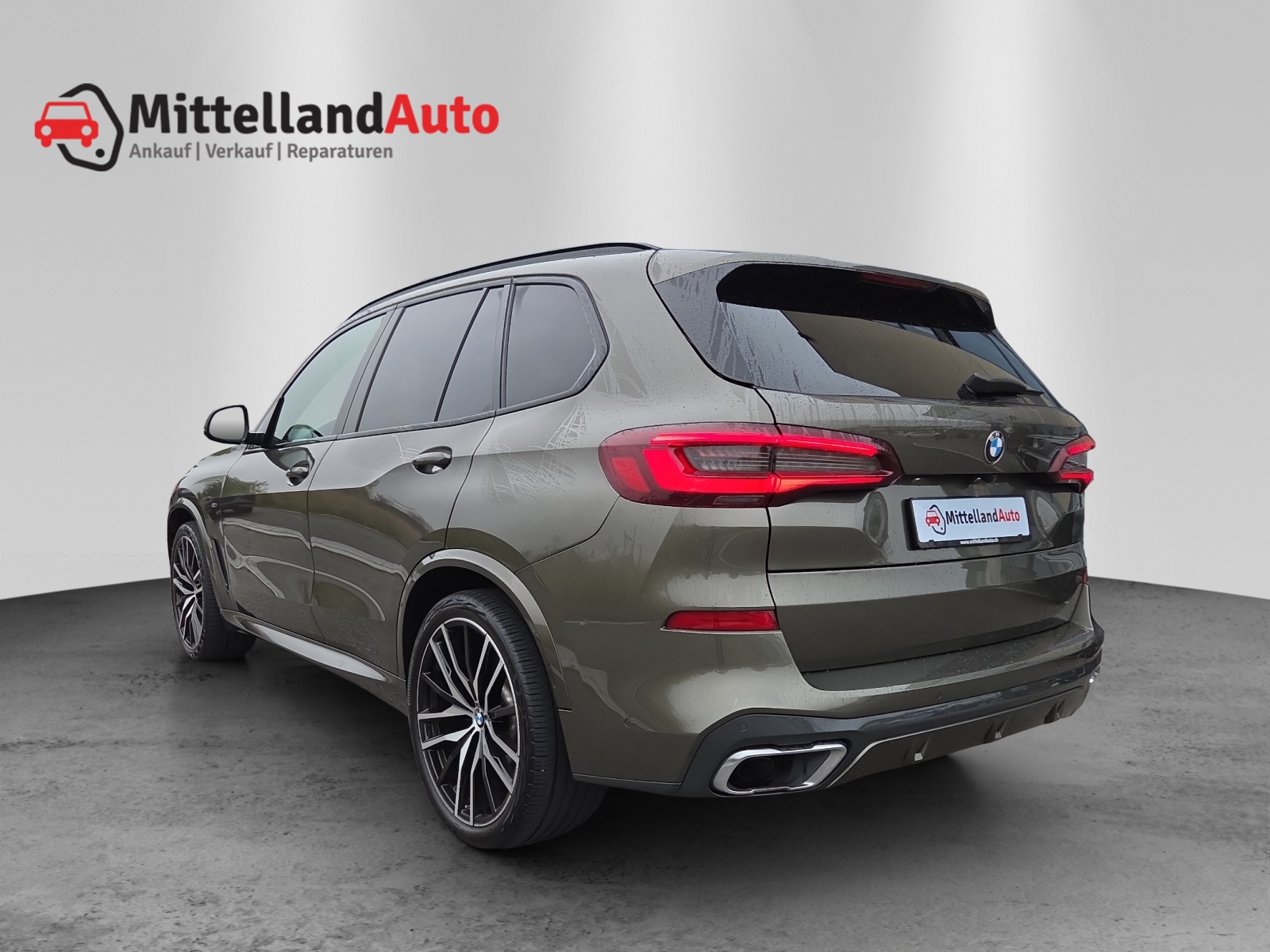 BMW X5 xDrive 48V 40d M Sport Steptronic-image-11