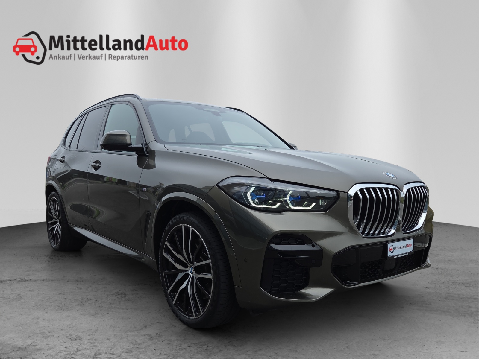 BMW X5 xDrive 48V 40d M Sport Steptronic-image-2