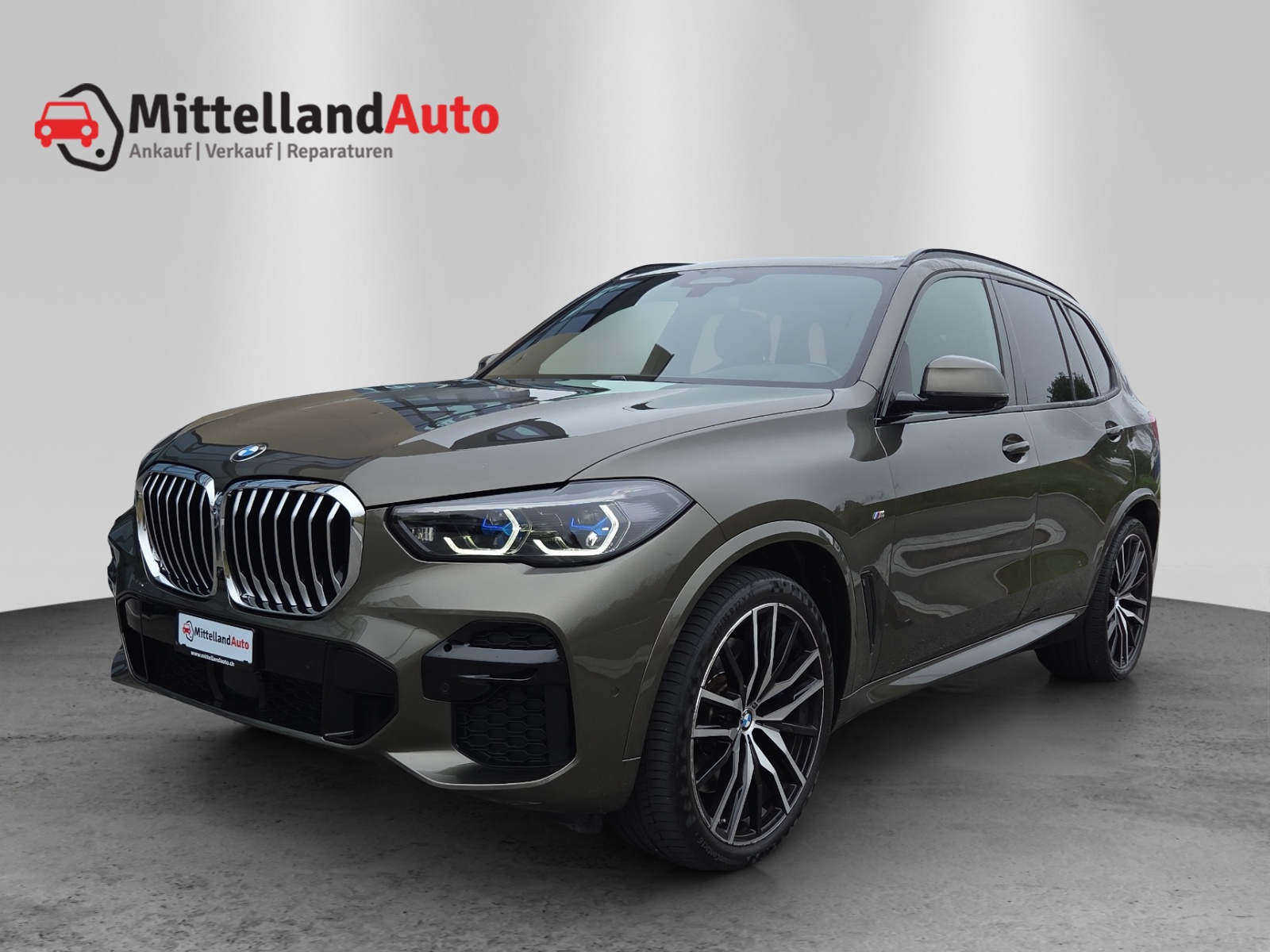 BMW X5 xDrive 48V 40d M Sport Steptronic-image-0