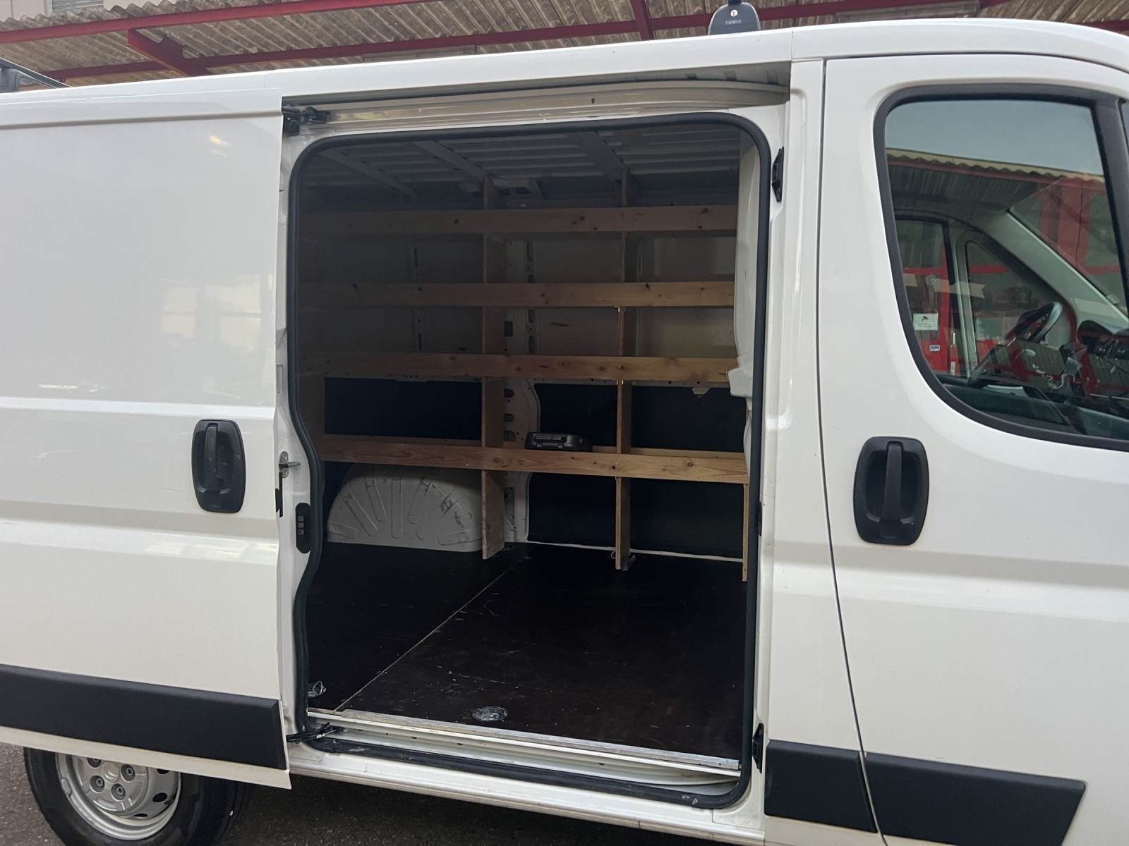 CITROEN Jumper 35 2.2 BlueHDi 140 Control L1H1-image-15