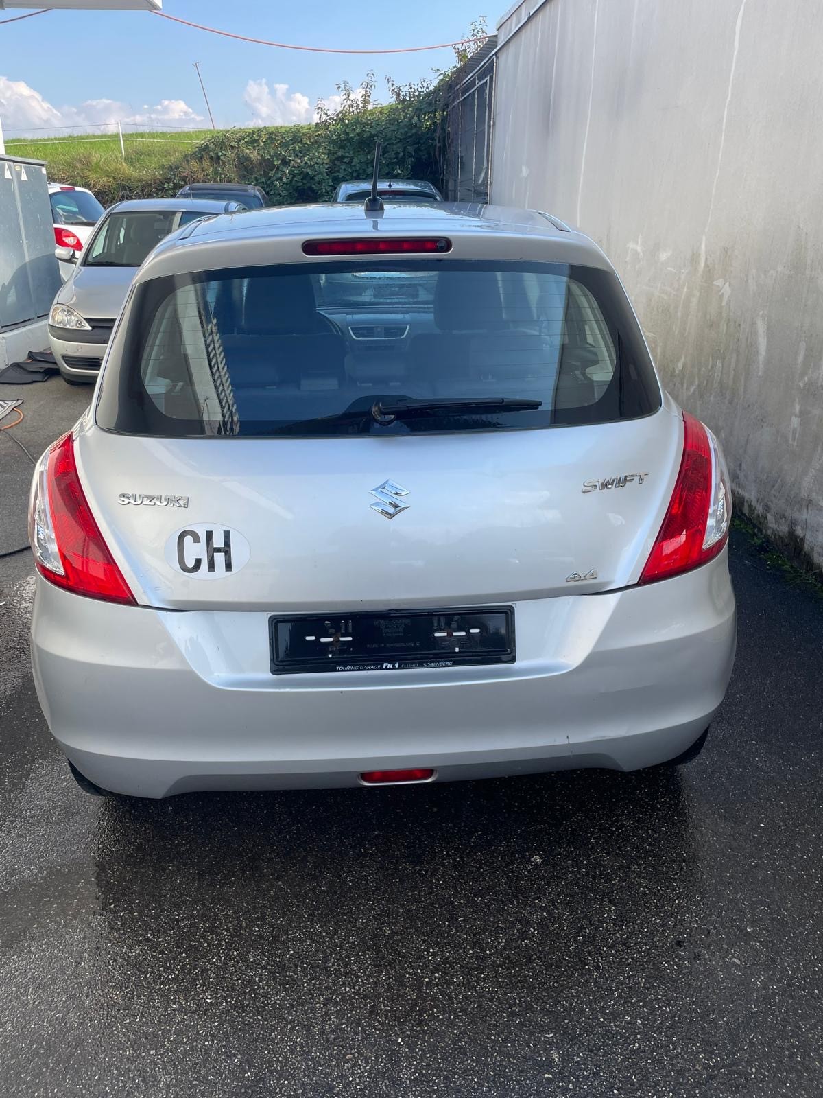 SUZUKI Swift 1.2i 16V GL 4x4-image-13