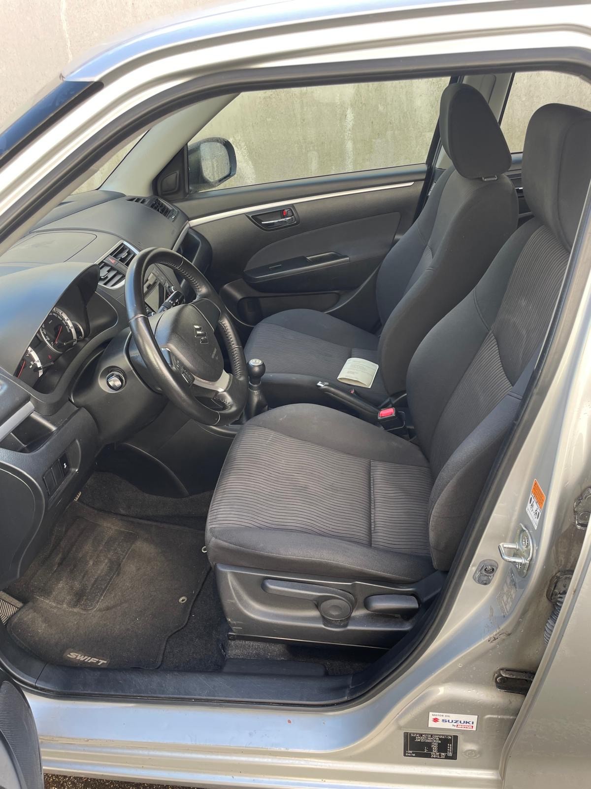SUZUKI Swift 1.2i 16V GL 4x4-image-5