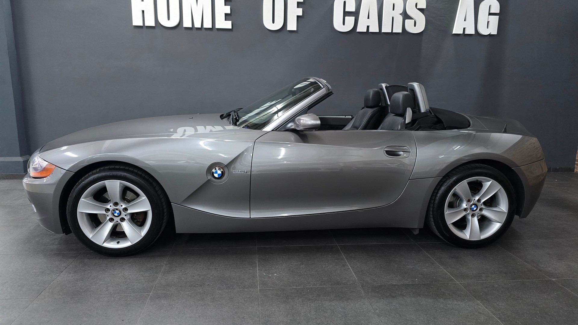 BMW Z4 3.0i Roadster-image-4