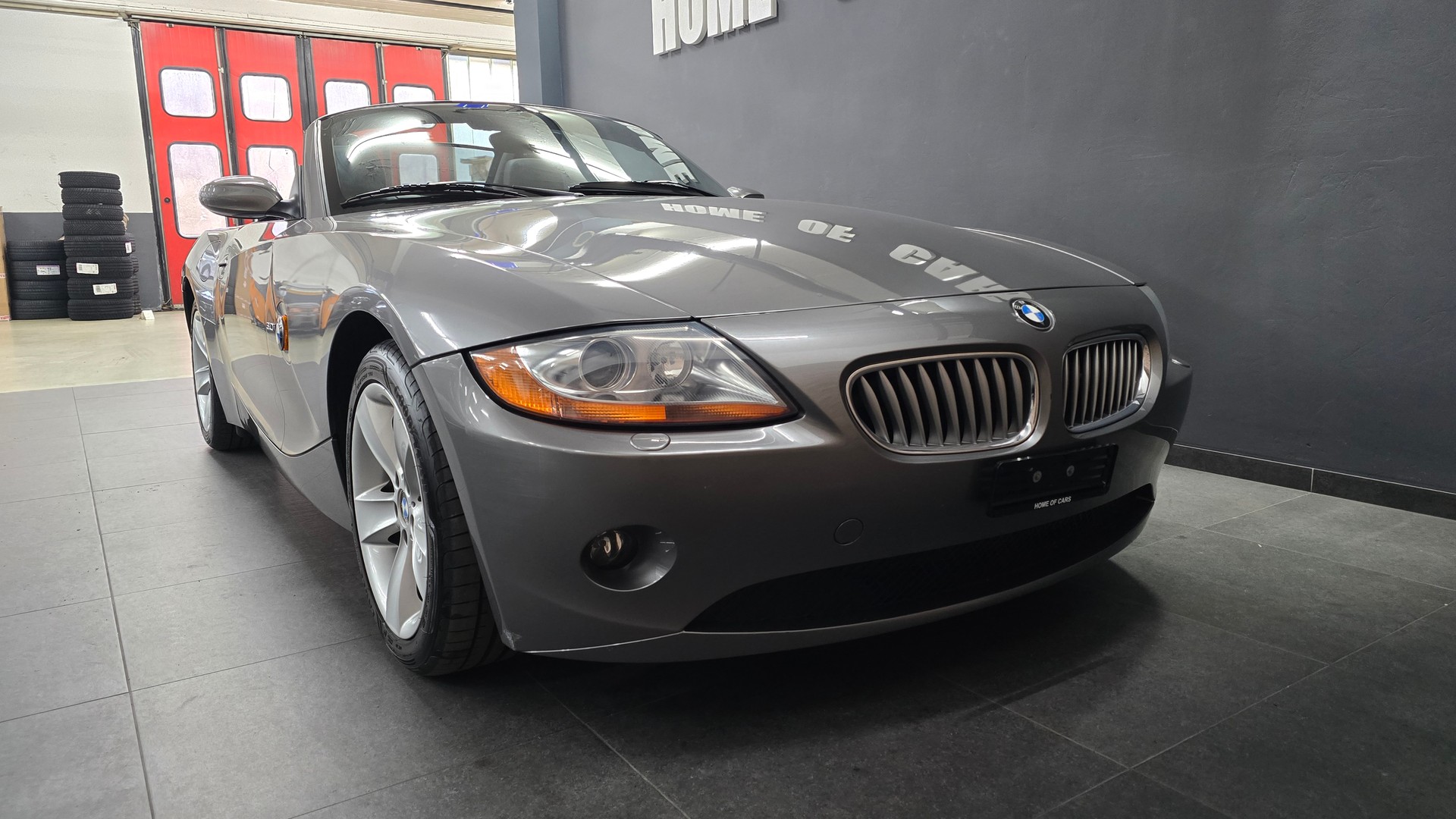 BMW Z4 3.0i Roadster-image-17
