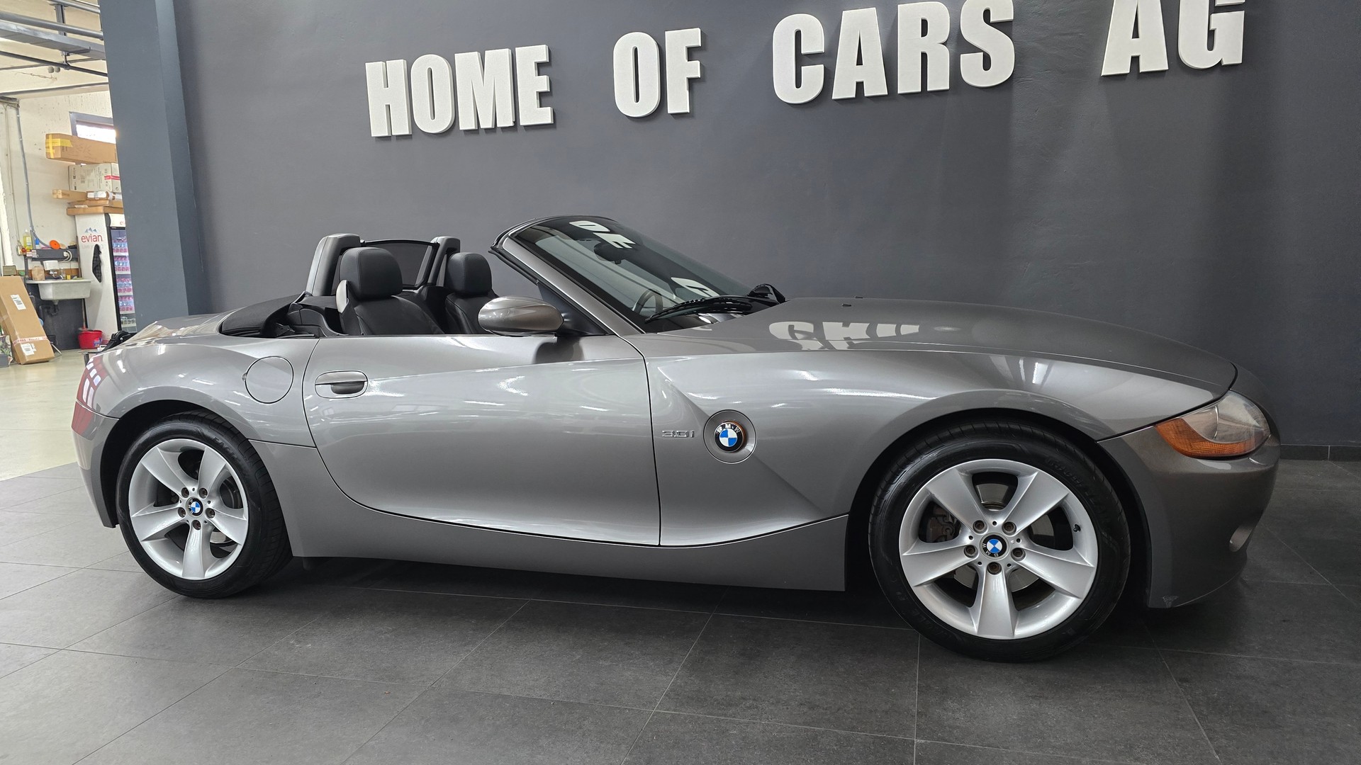 BMW Z4 3.0i Roadster-image-14