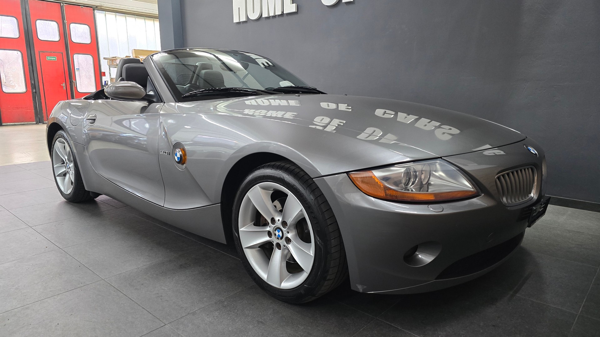 BMW Z4 3.0i Roadster-image-16