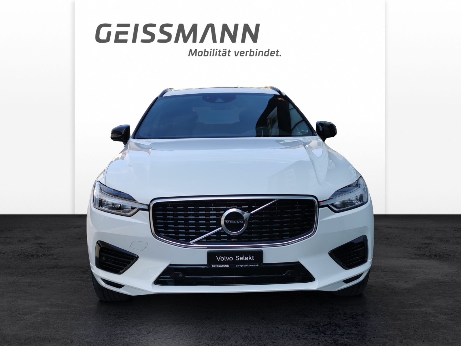 VOLVO XC60 2.0 T8 TE R-Design eAWD-image-6