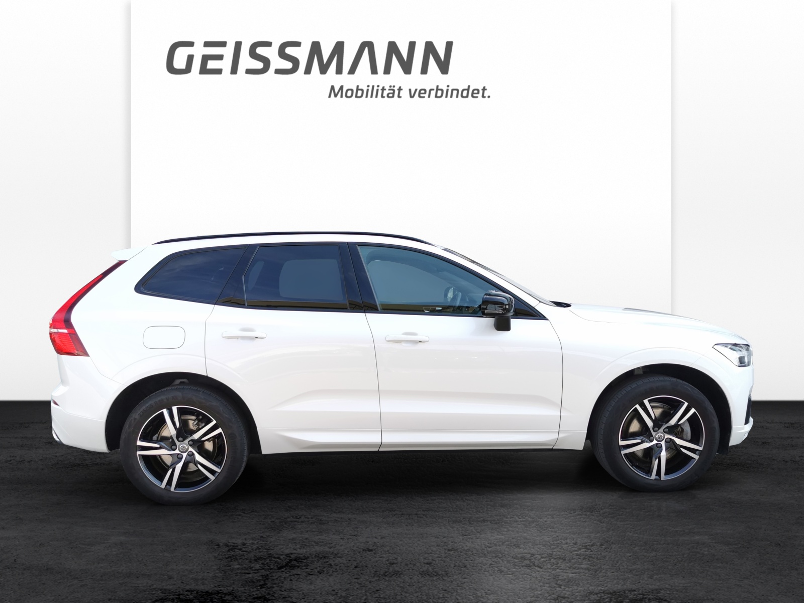 VOLVO XC60 2.0 T8 TE R-Design eAWD-image-3