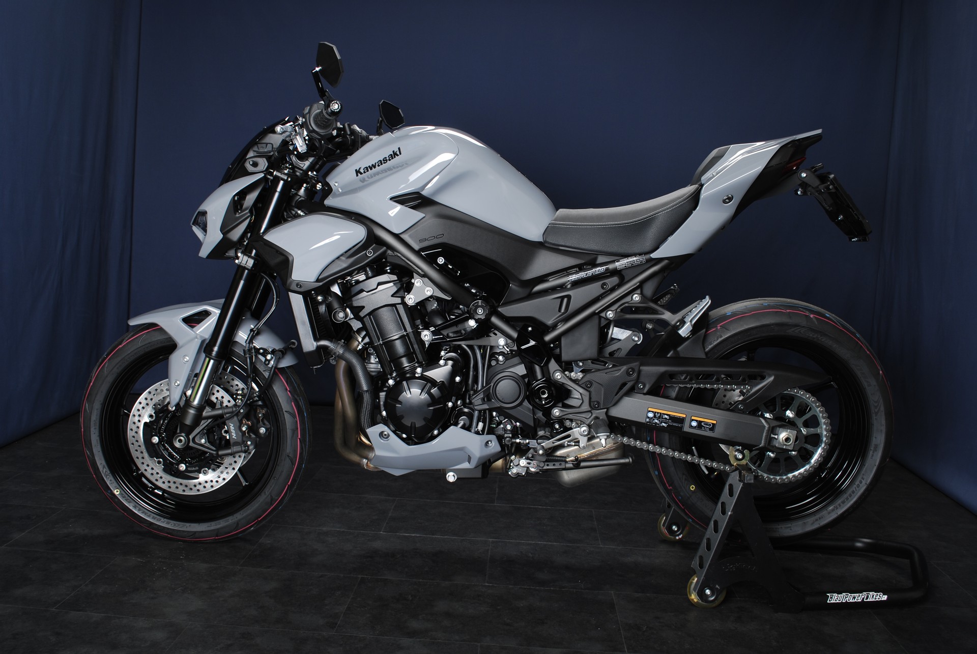 KAWASAKI Z 900 (70kW) MY26 - Sonderumbau-image-7