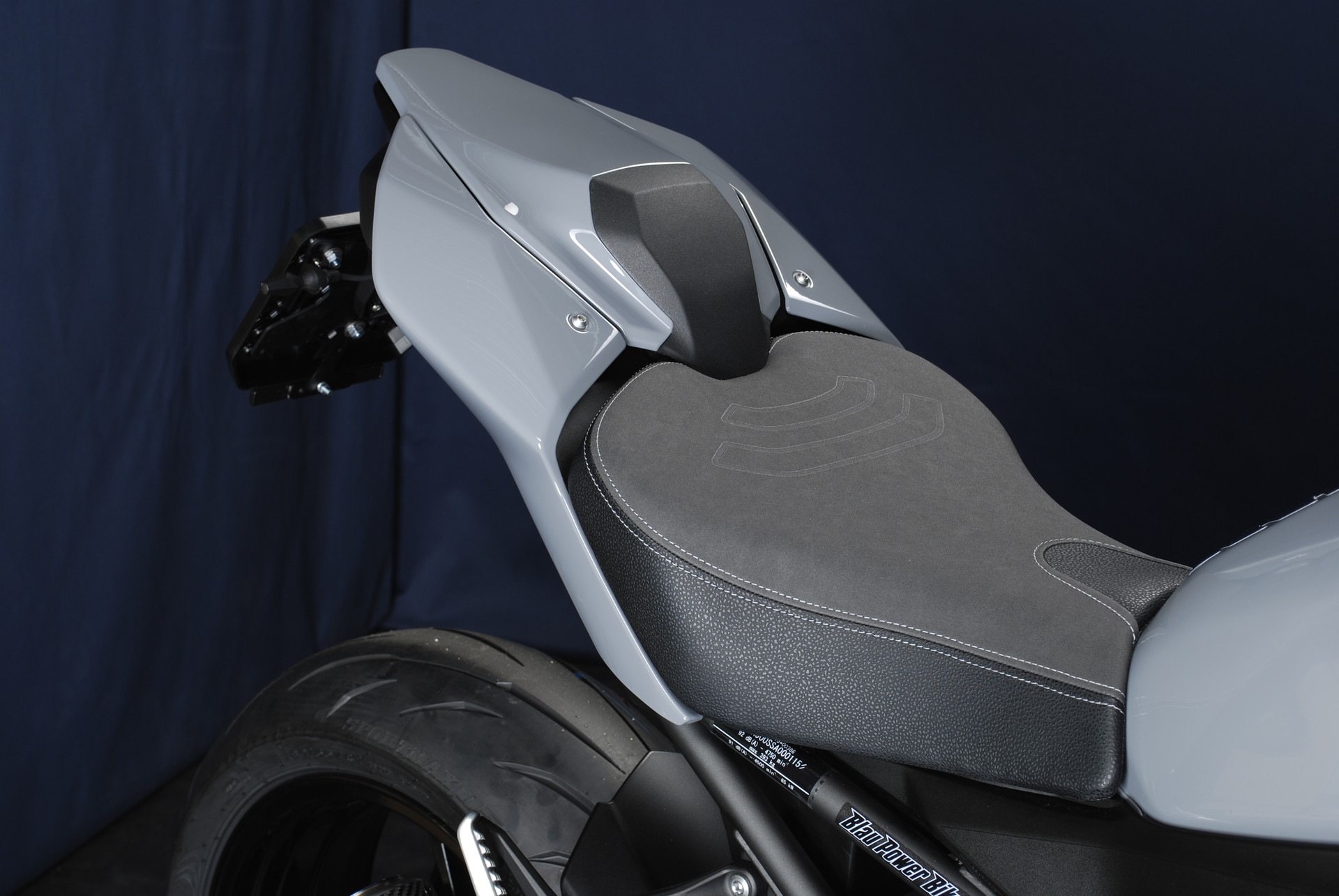 KAWASAKI Z 900 (70kW) MY26 - Sonderumbau-image-5