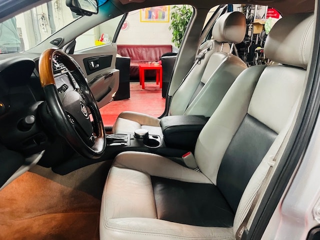 CADILLAC CTS Sedan 3.2-image-15