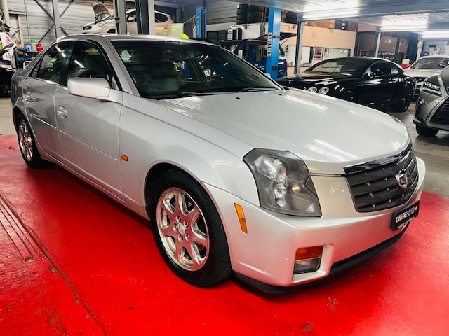CADILLAC CTS Sedan 3.2-image-2