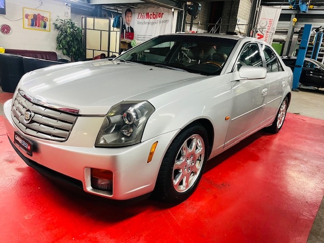 CADILLAC CTS Sedan 3.2-image-6