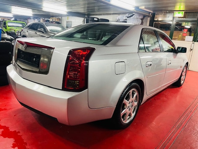 CADILLAC CTS Sedan 3.2-image-9