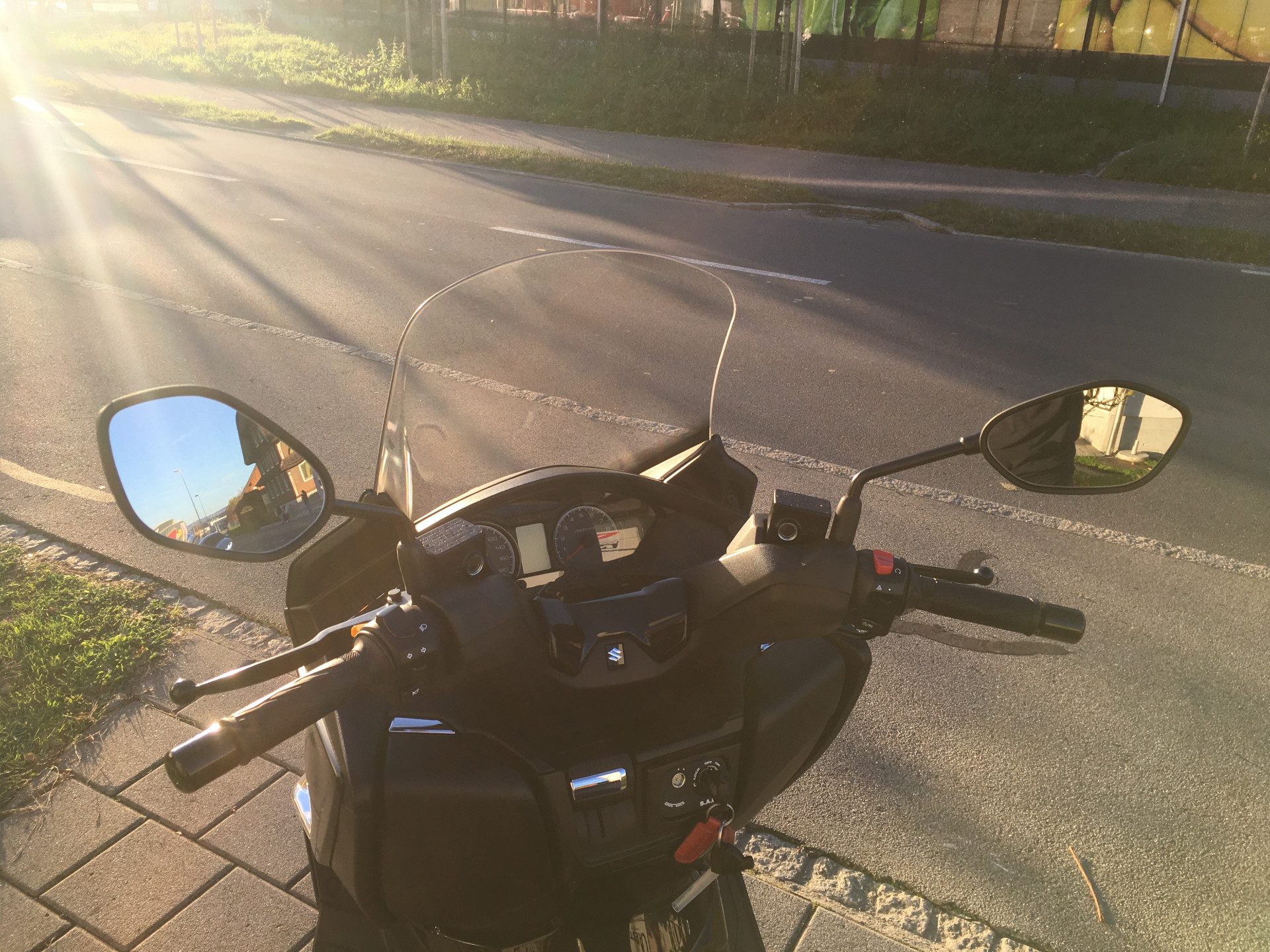 SUZUKI AN 400 Burgman-showroom-element-2