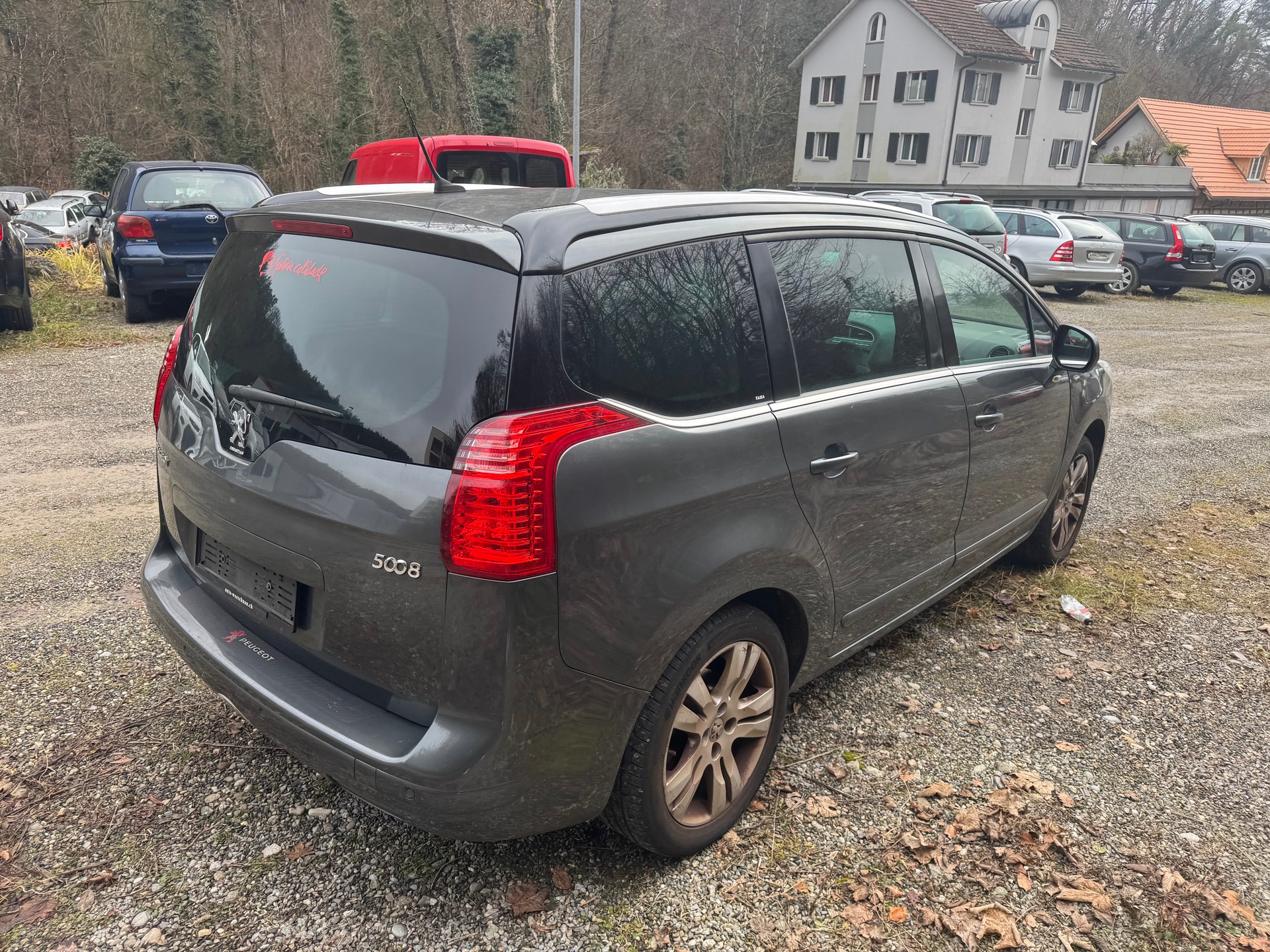 PEUGEOT 5008 1.6 16V T Sport Pack-image-4