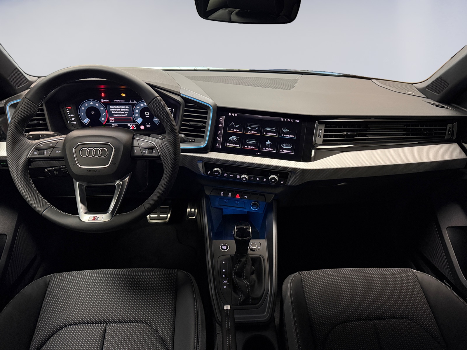 AUDI A1 Sportback 30 TFSI S Line Attraction S-tronic-image-8