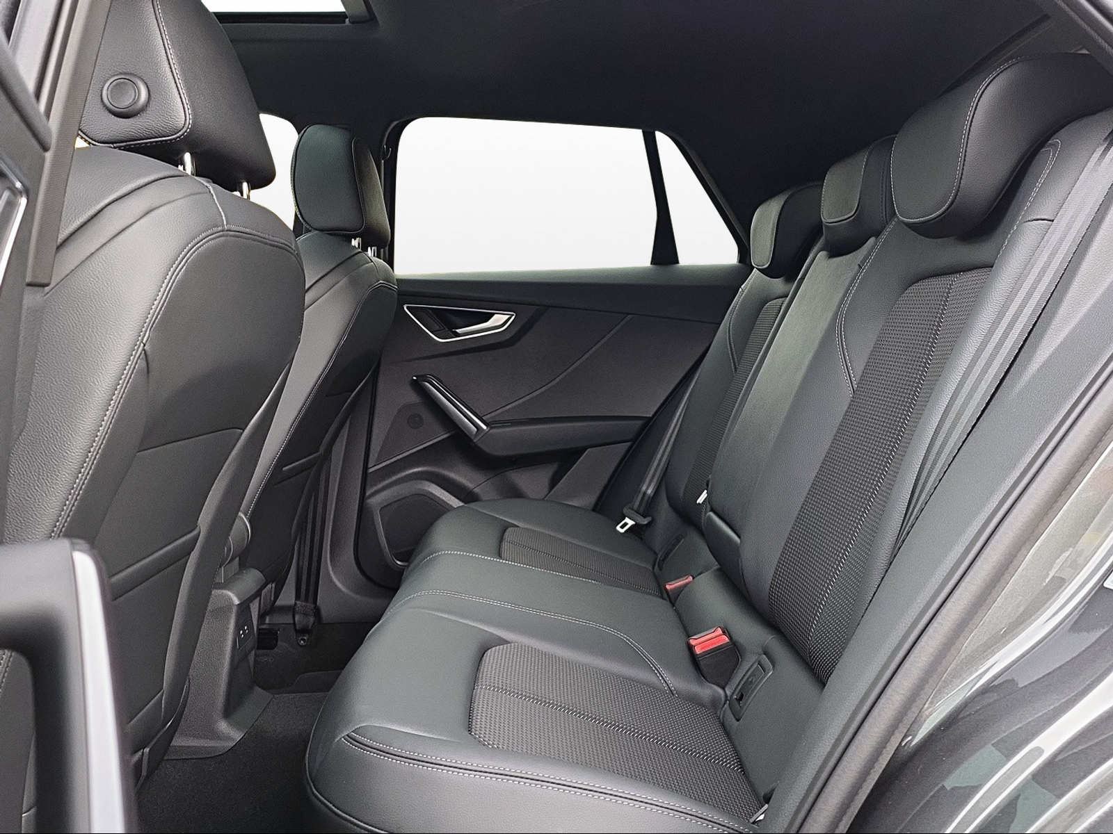 AUDI Q2 40 TFSI S line Attraction quattro S-tronic-image-10
