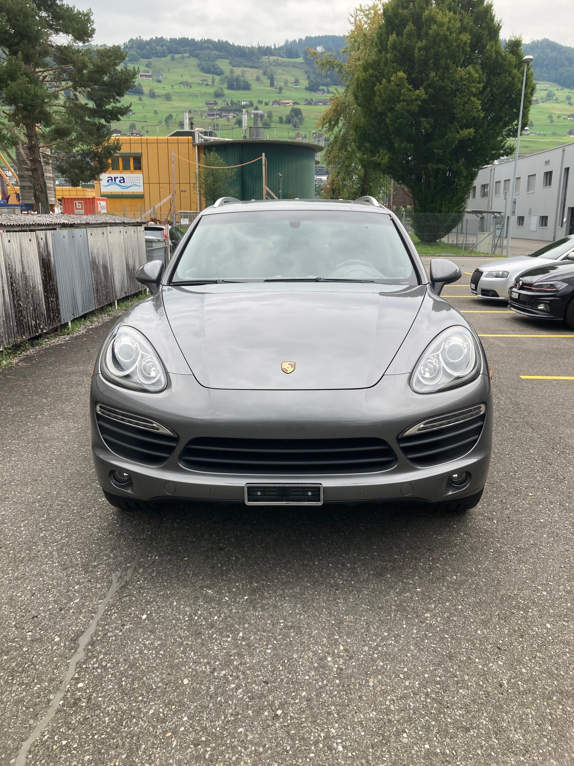 PORSCHE Cayenne S-image-0