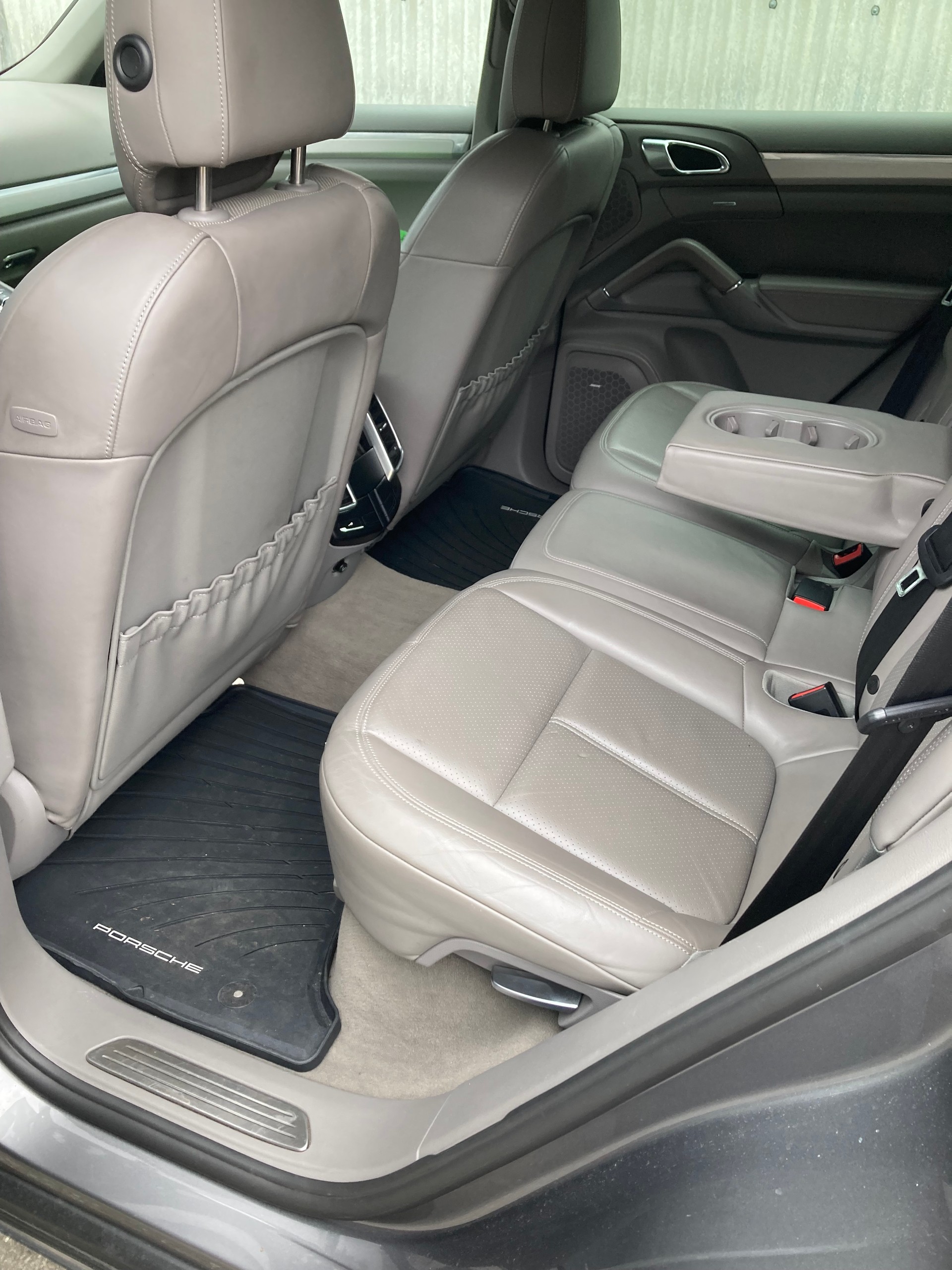 PORSCHE Cayenne S-image-5