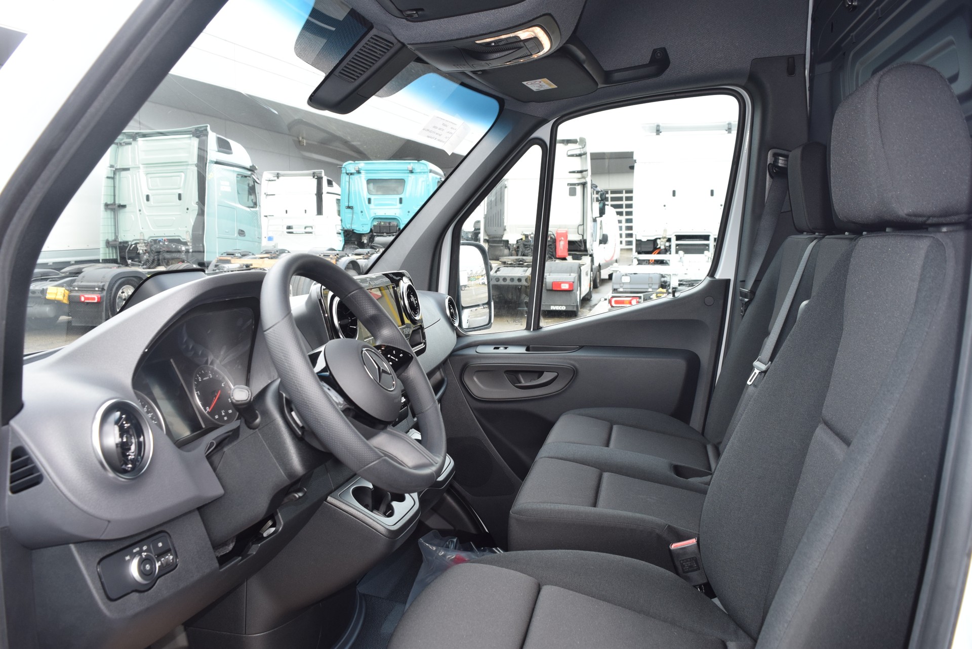 MERCEDES-BENZ Sprinter 315 CDI Lang 9G-TRONIC-image-8