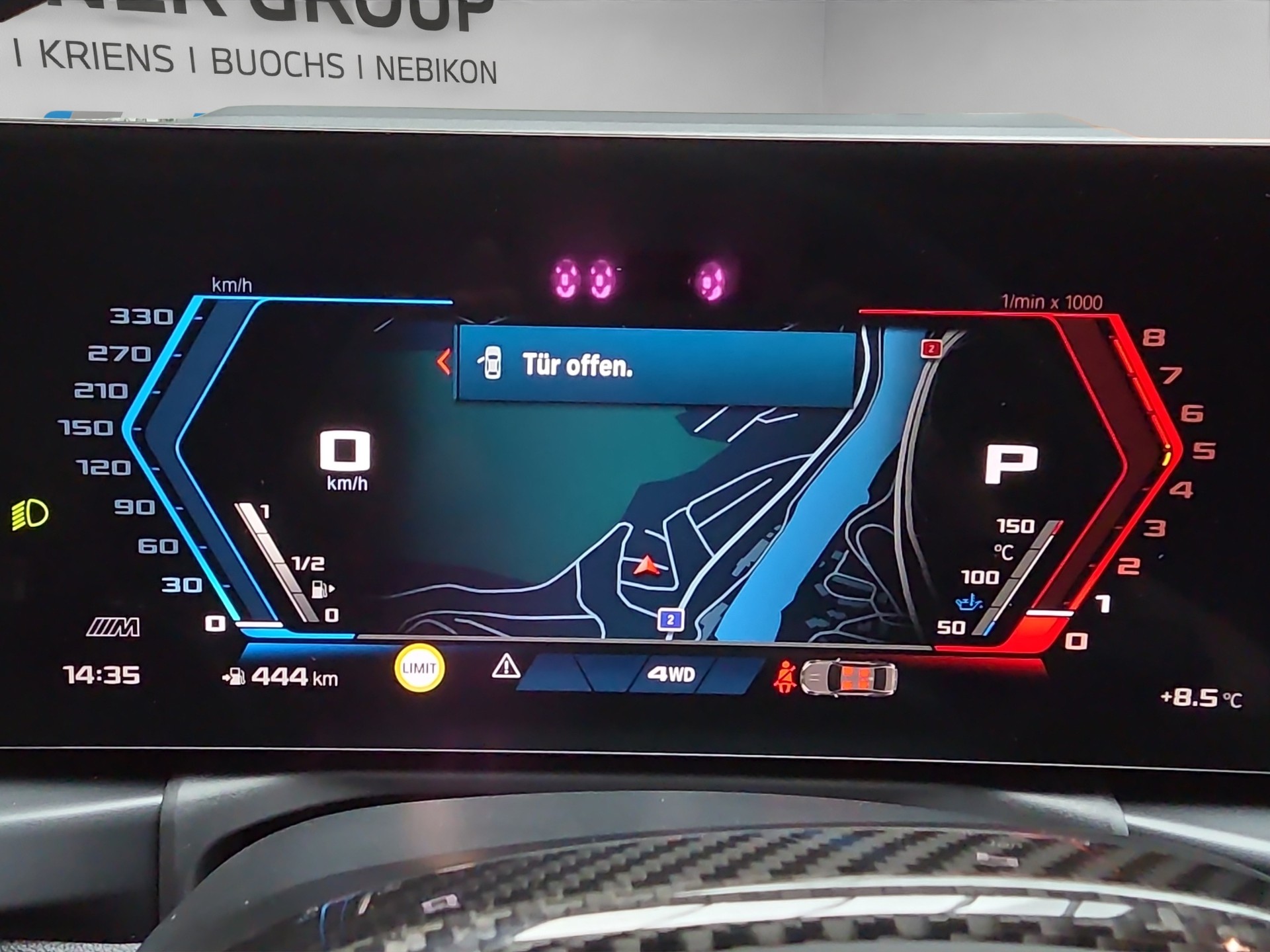 BMW M4 Cabrio Competition M xDrive-image-11
