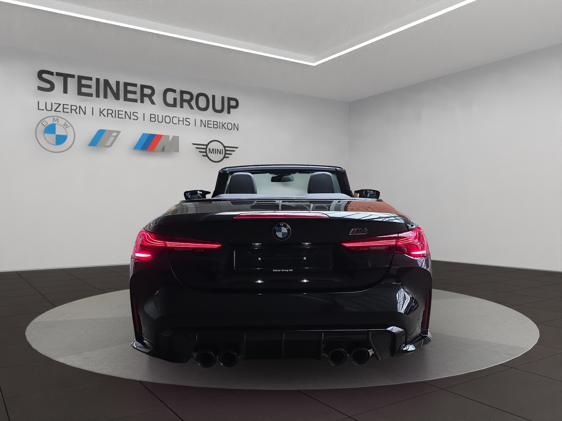 BMW M4 Cabrio Competition M xDrive-image-4