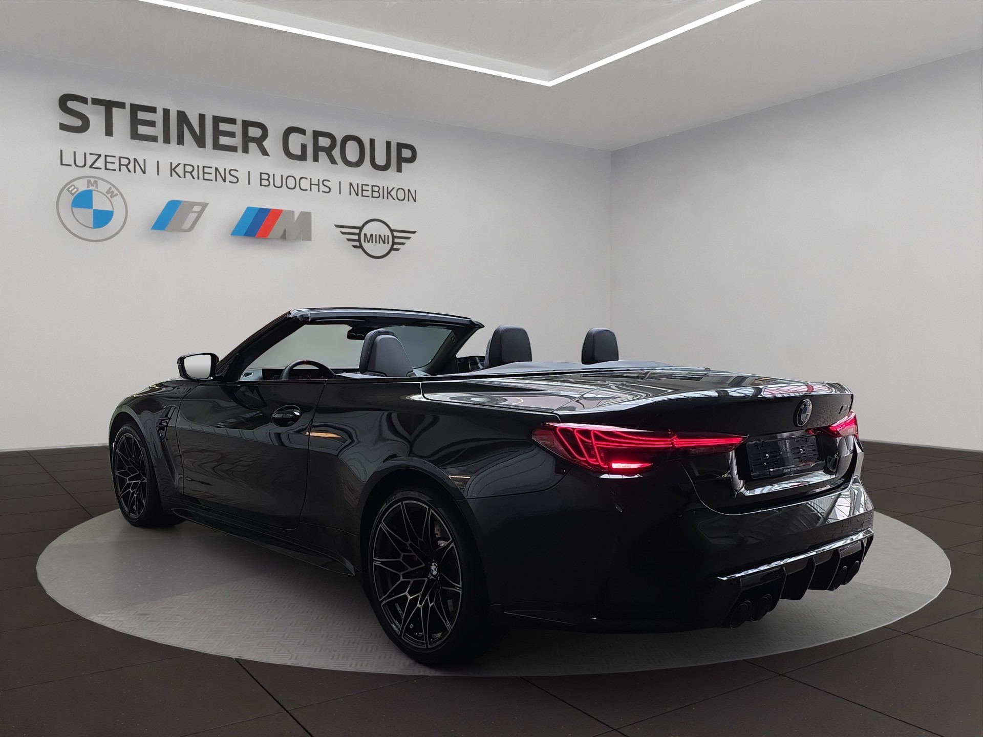BMW M4 Cabrio Competition M xDrive-image-5