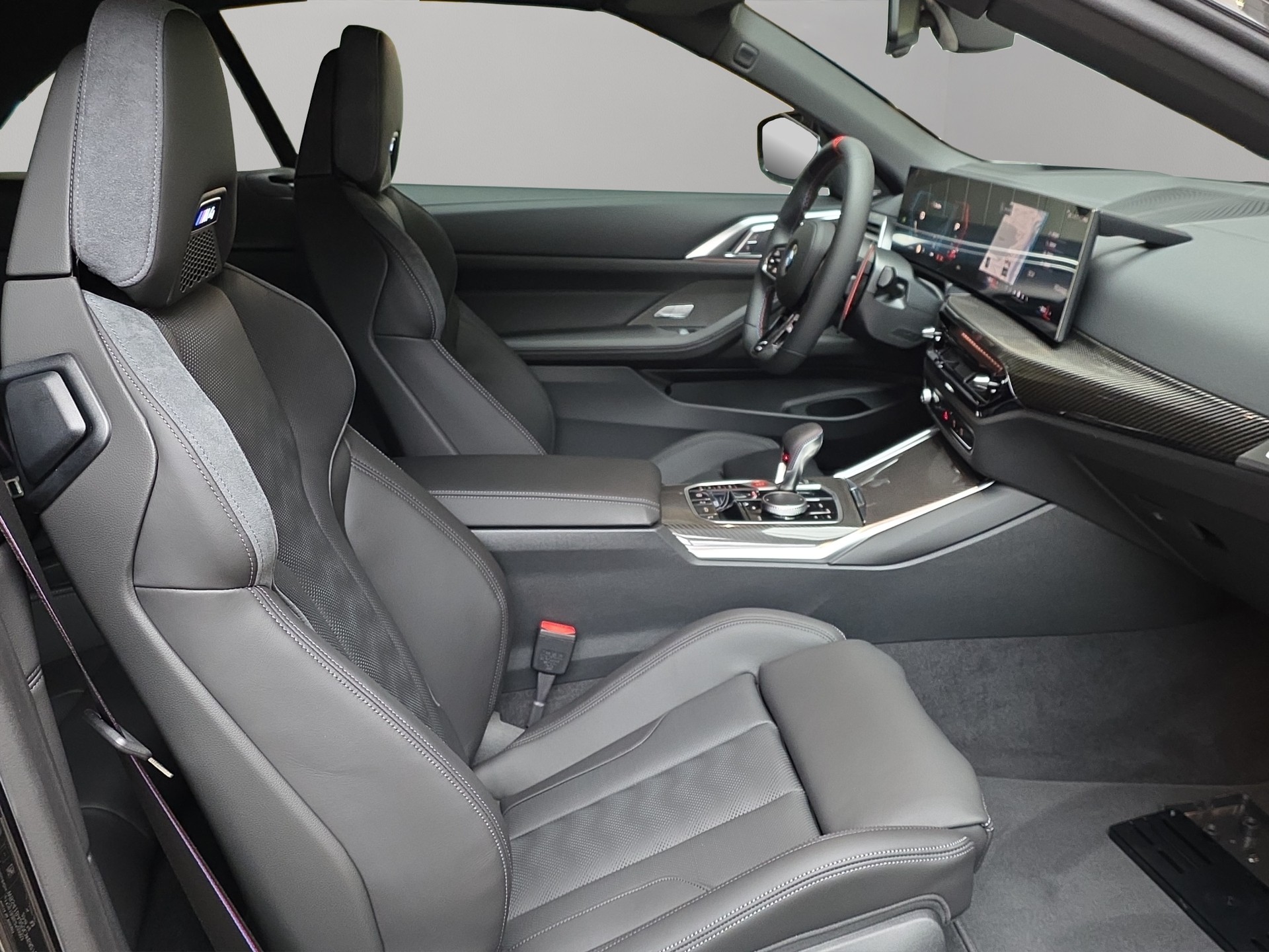 BMW M4 Cabrio Competition M xDrive-image-17