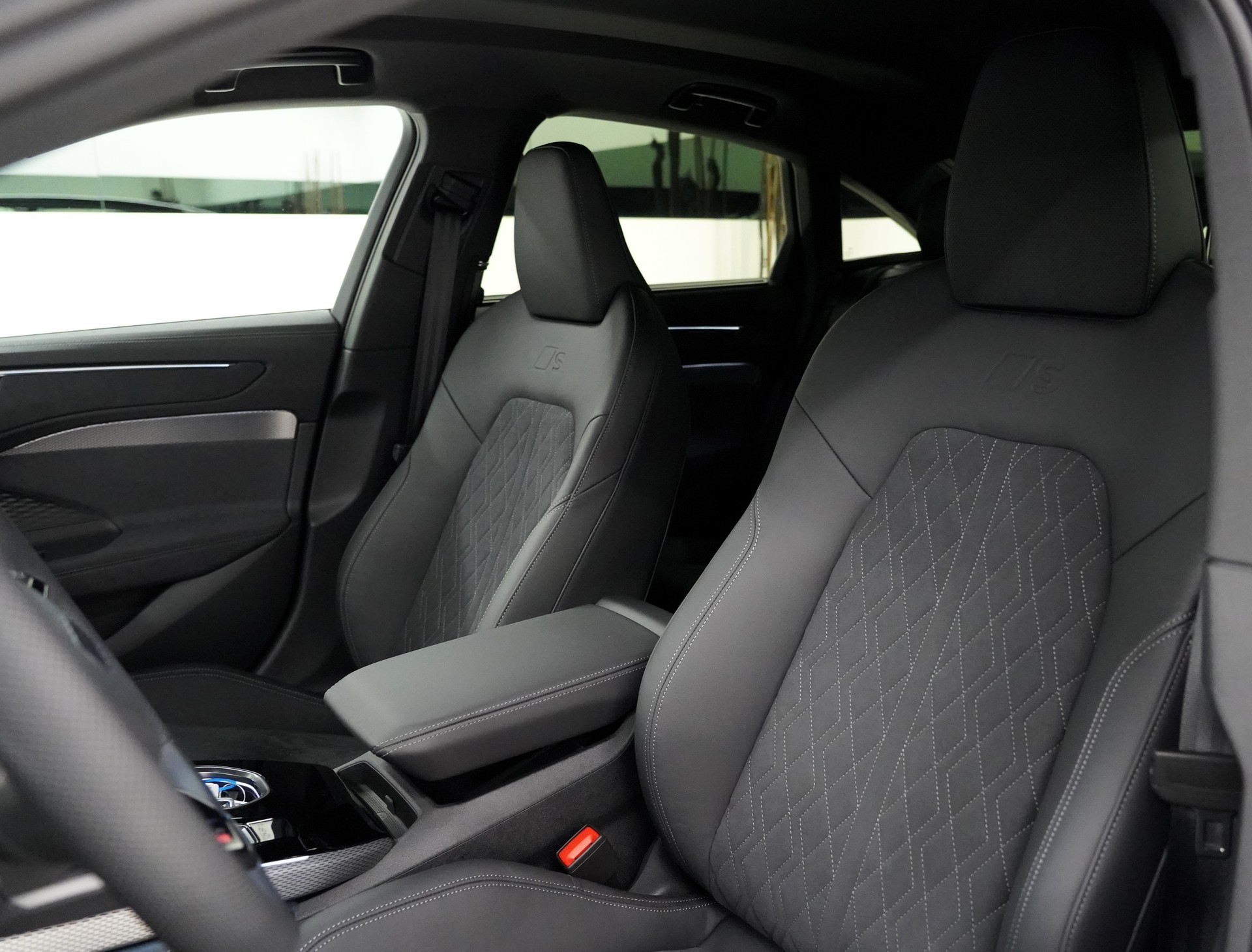 AUDI A6 Lim. TDI qua-image-8