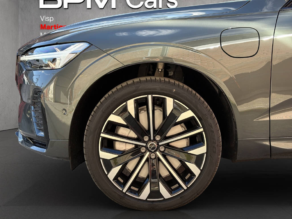 VOLVO XC60 2.0 T6 TE Ultra Dark eAWD-image-6