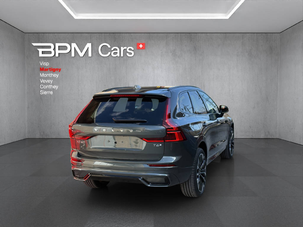 VOLVO XC60 2.0 T6 TE Ultra Dark eAWD-showroom-element-3