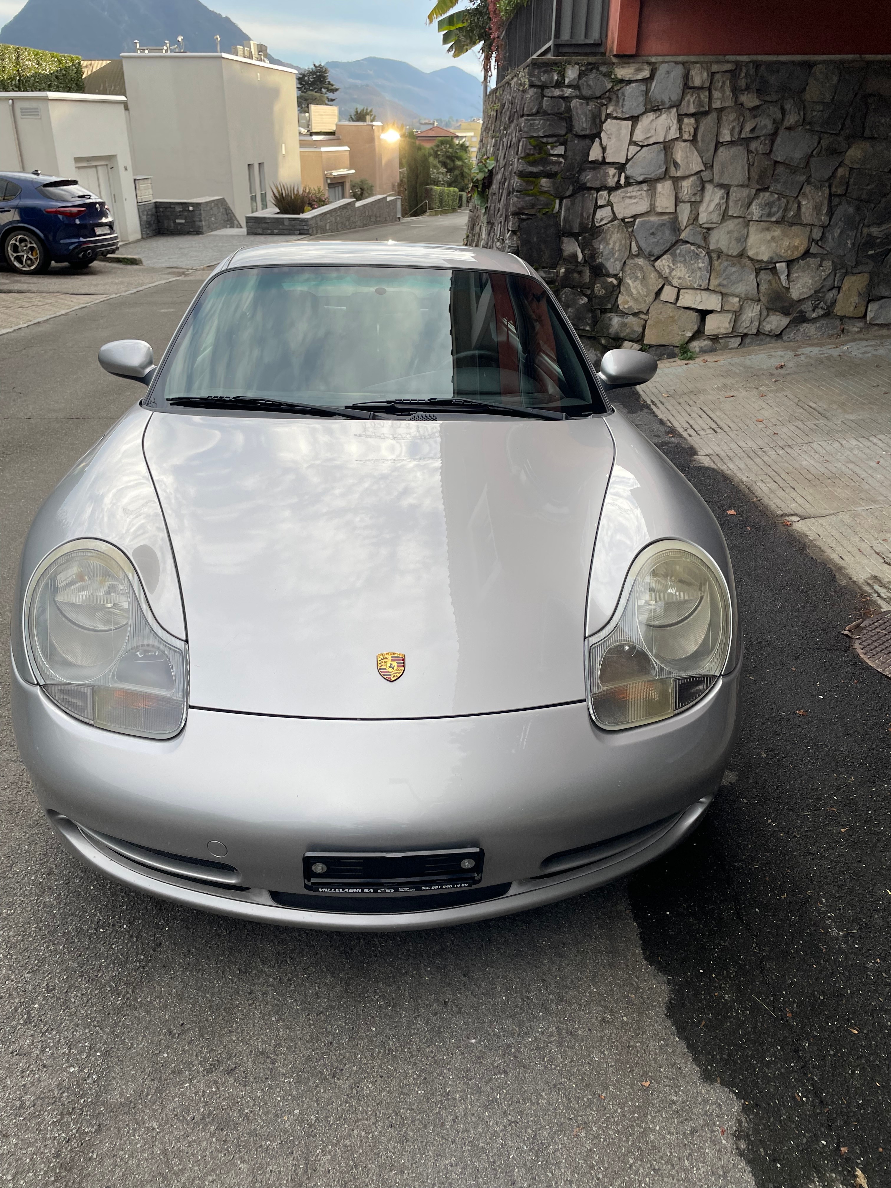 Car photo