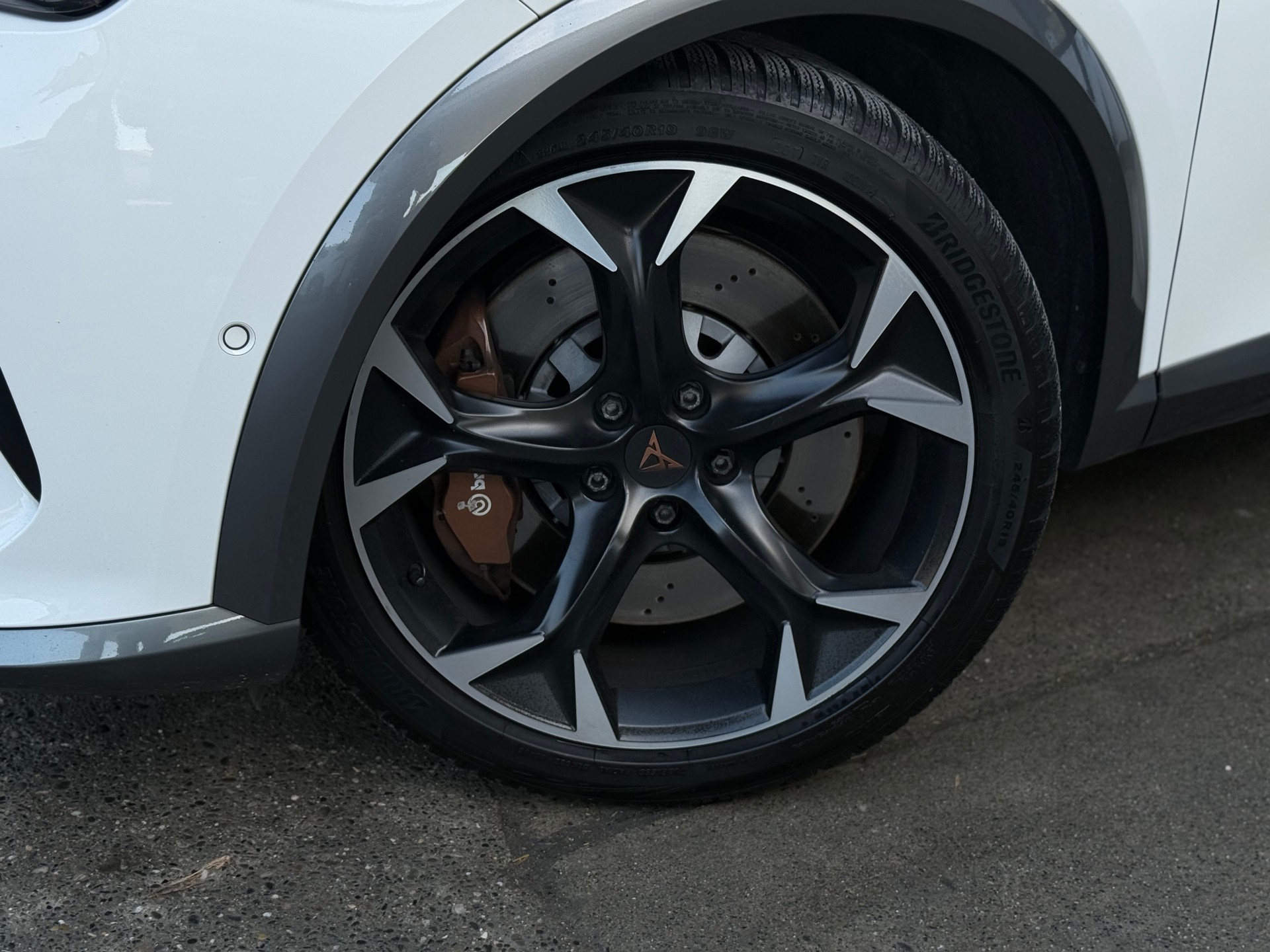 CUPRA Formentor 2.0TSI VZ 4Drive DSG ABT 370 PS-image-8