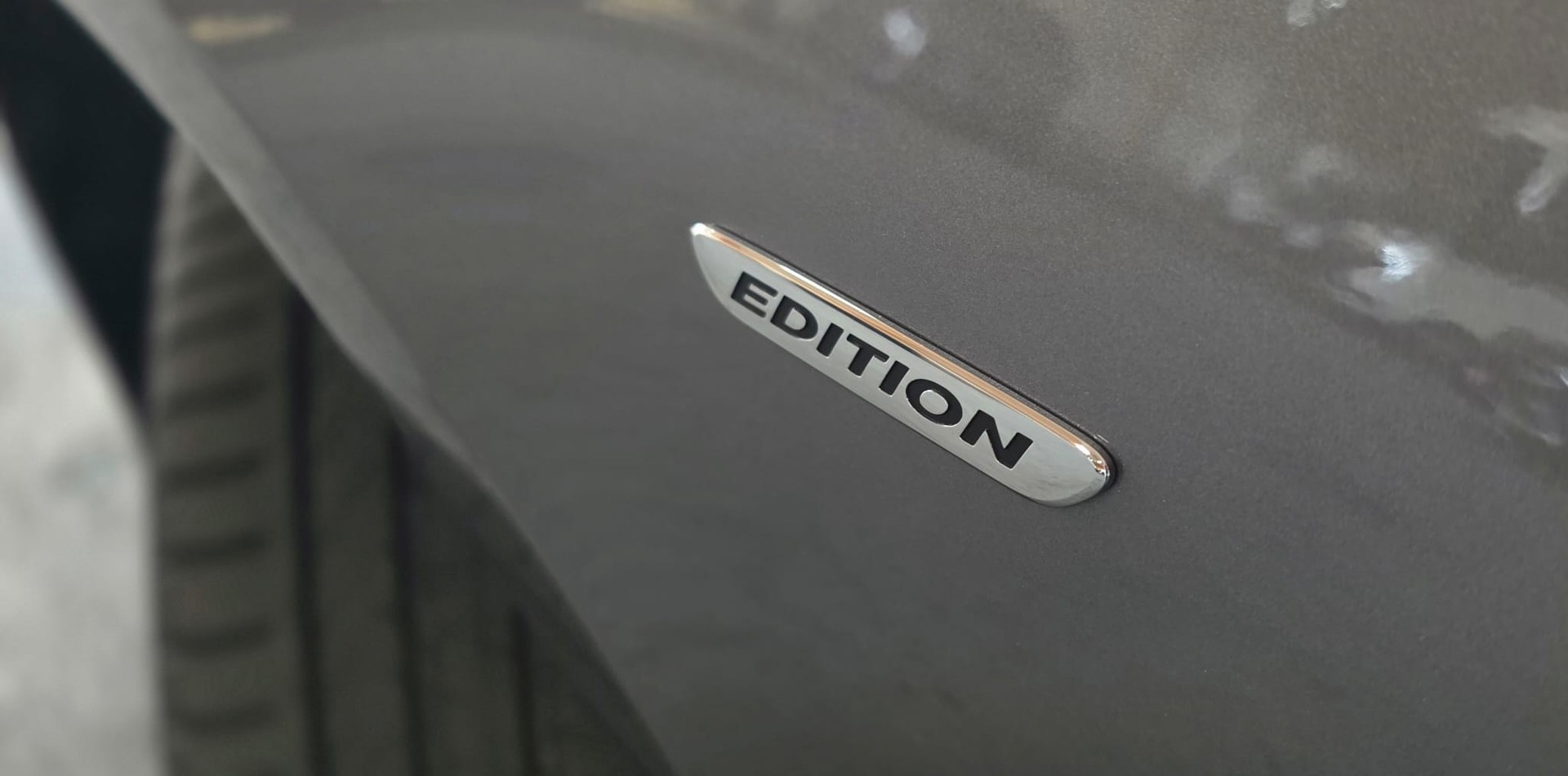 MERCEDES-BENZ A 250e AMG Line 8G-DCT-image-28