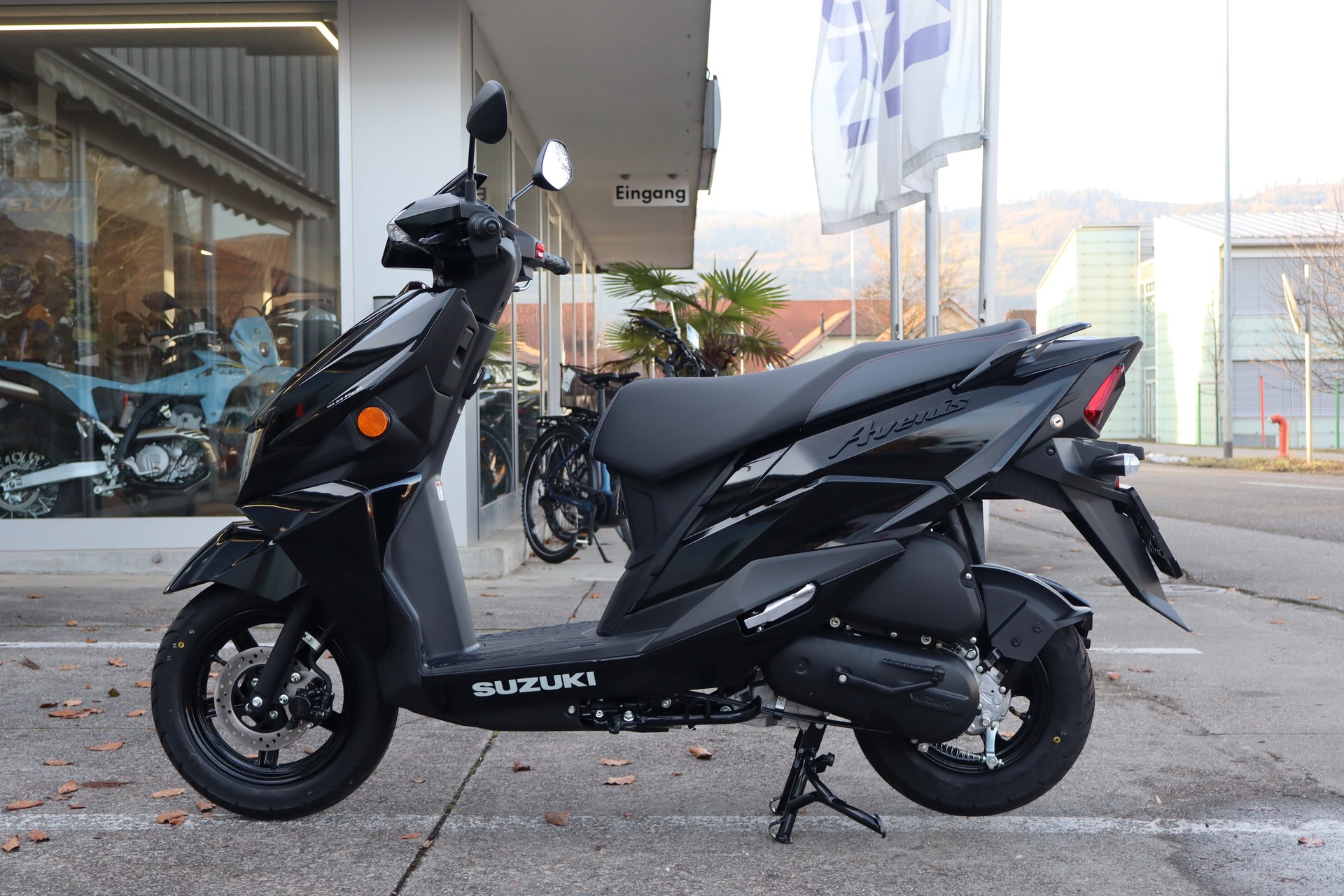 SUZUKI Avenis 125-showroom-element-3