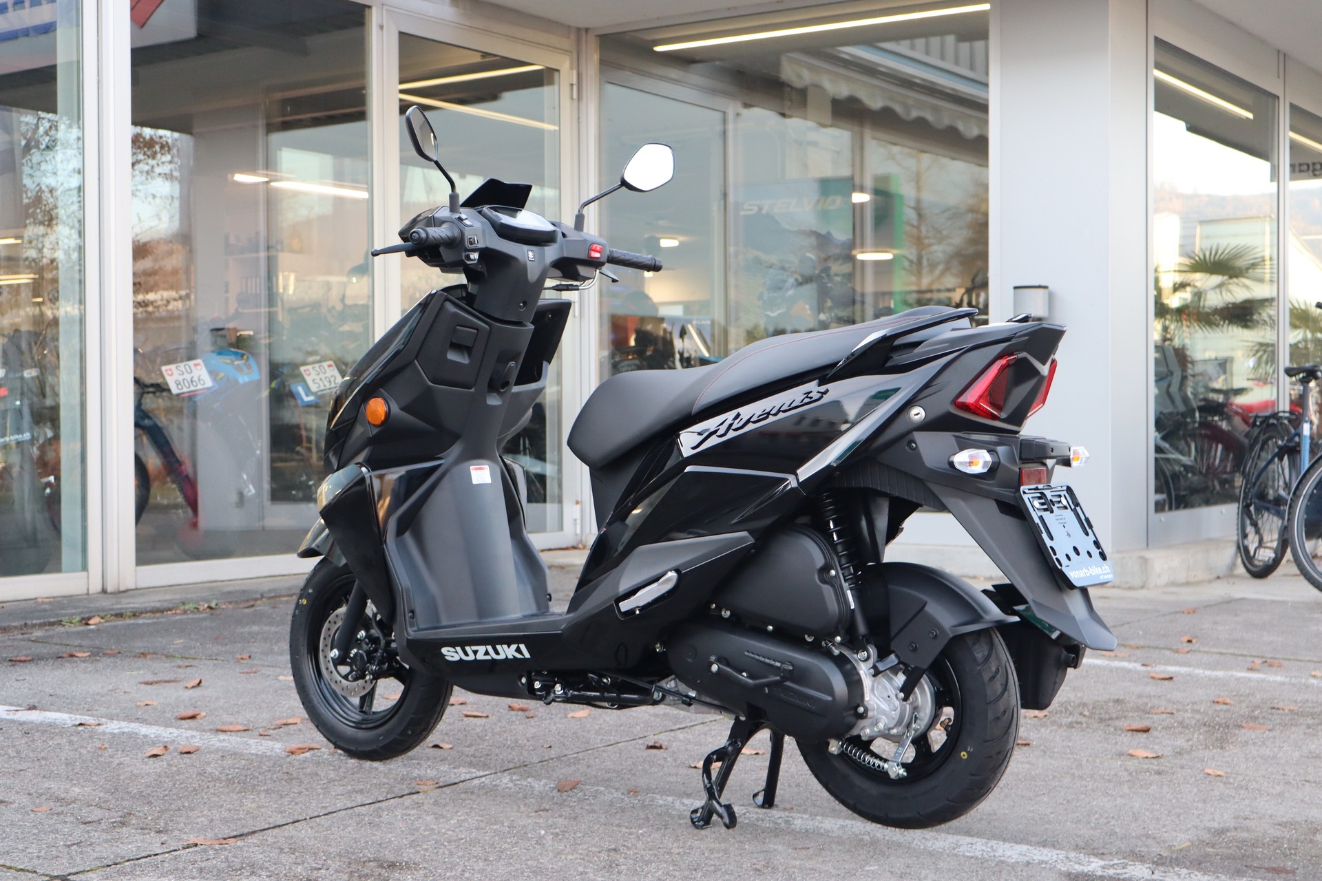 SUZUKI Avenis 125-image-5