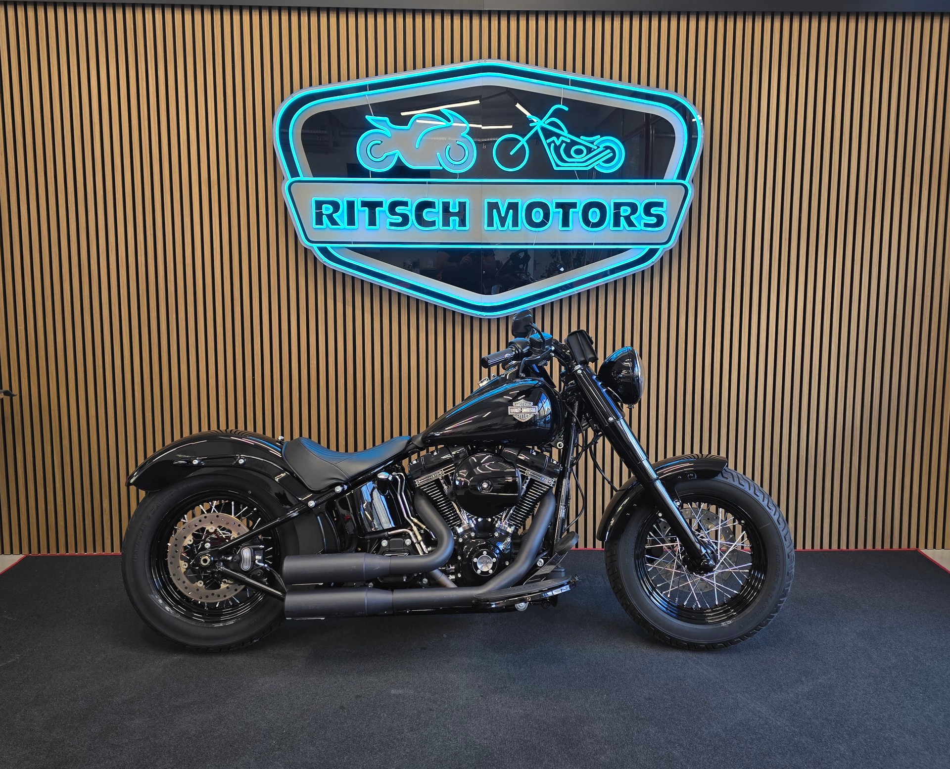 HARLEY-DAVIDSON FLSS Softail Slim S110 ABS-image-0