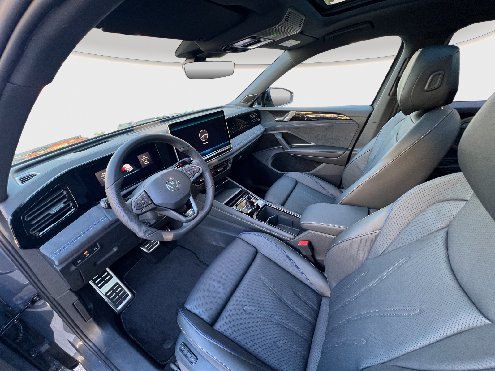 VW Tiguan 2.0 TSI DSG R-Line 4Motion-image-8