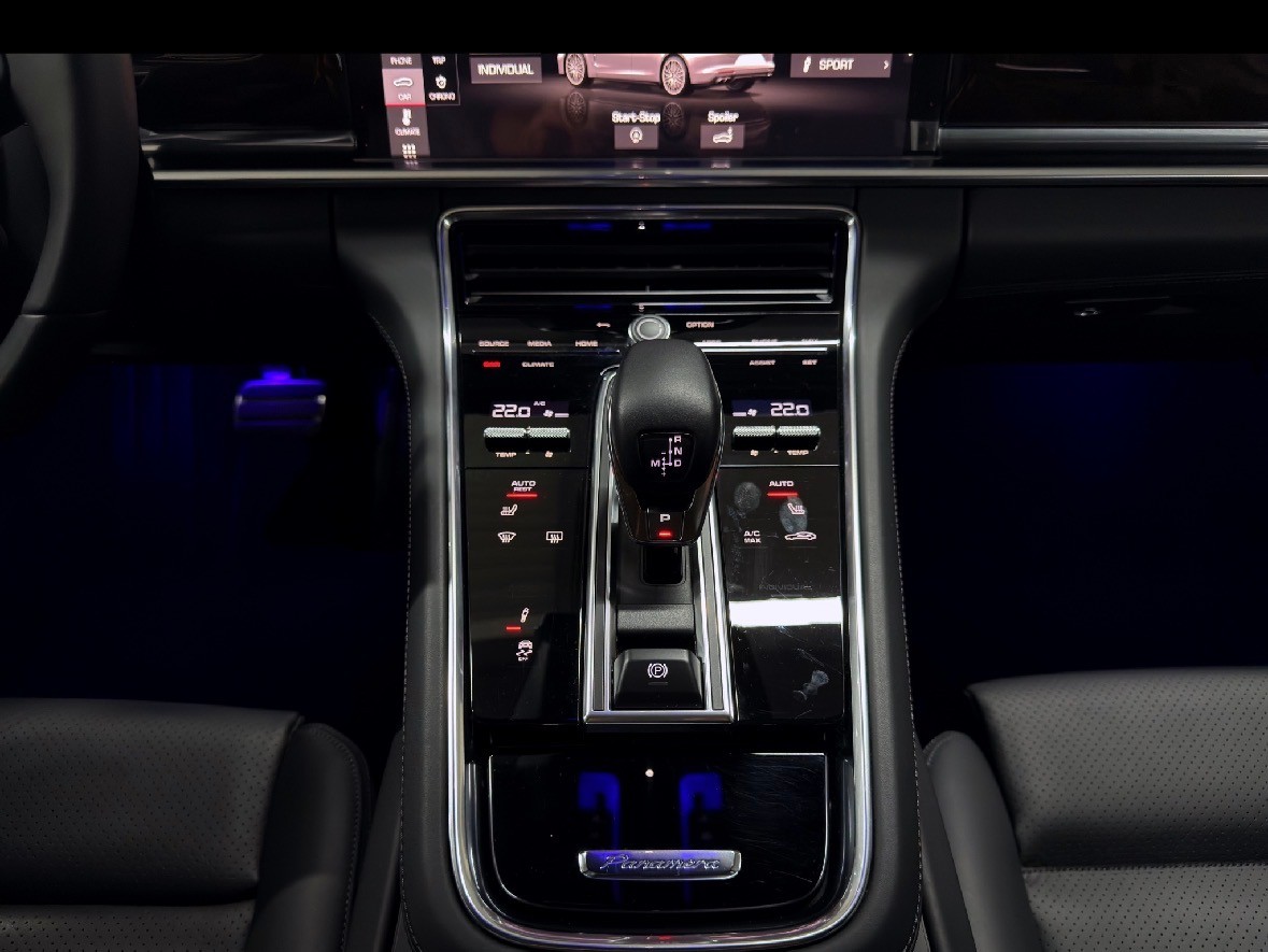 PORSCHE Panamera Turbo S Executive-image-5