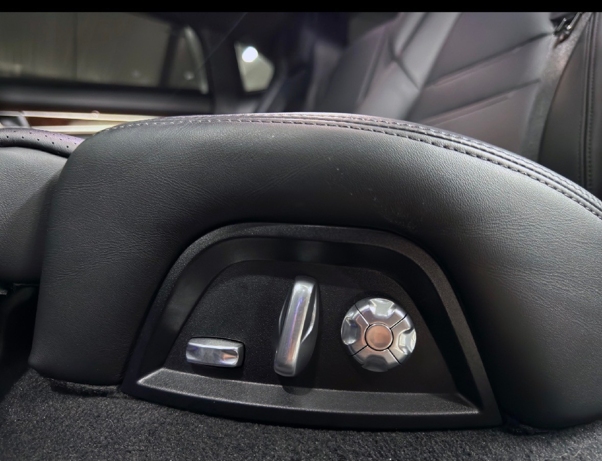 PORSCHE Panamera Turbo S Executive-image-11