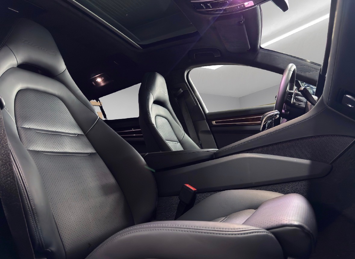 PORSCHE Panamera Turbo S Executive-image-4