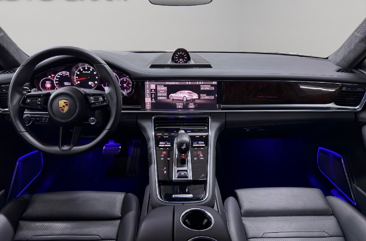 PORSCHE Panamera Turbo S Executive-image-3