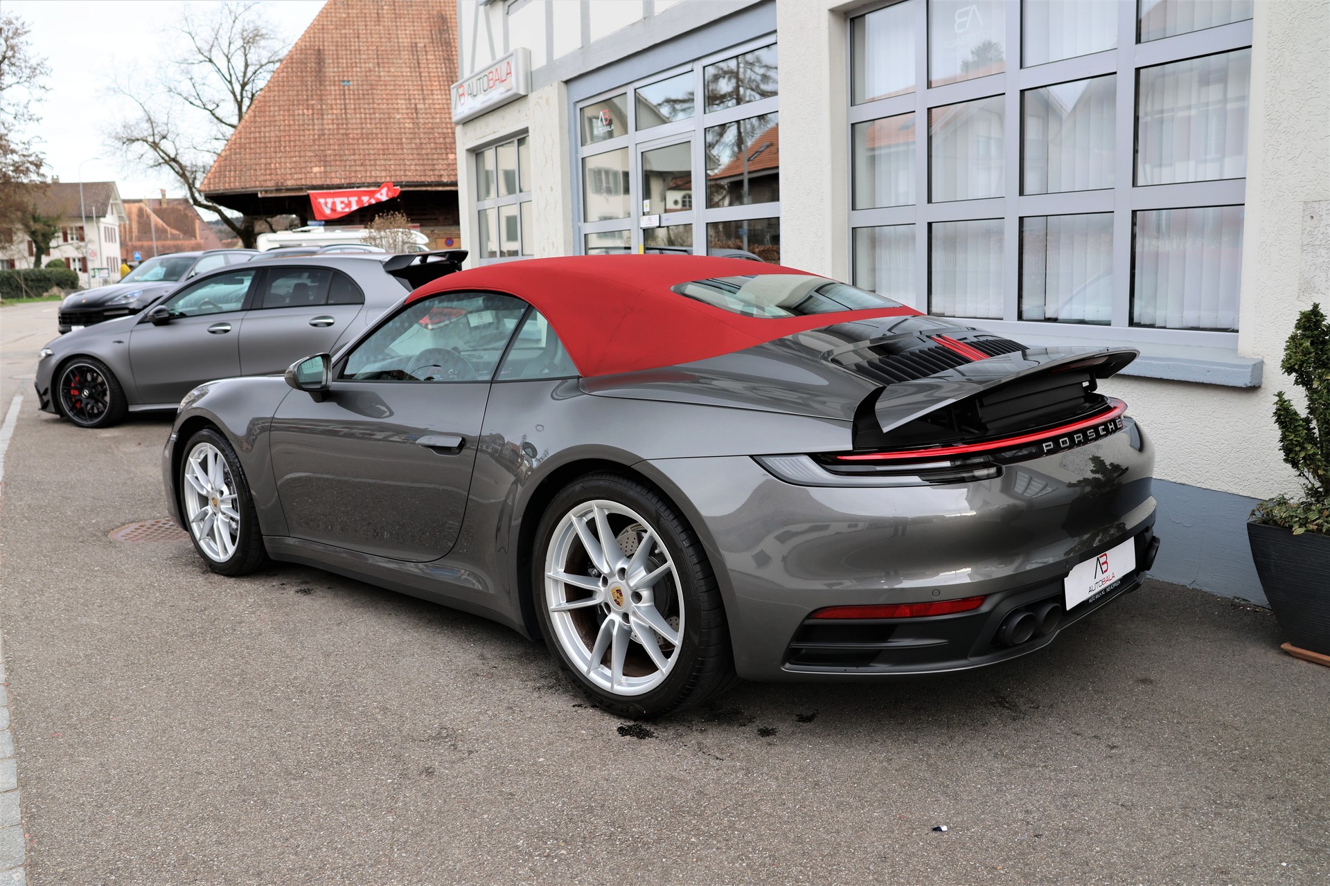 PORSCHE 911 Carrera Cabriolet PDK (CH)-image-5