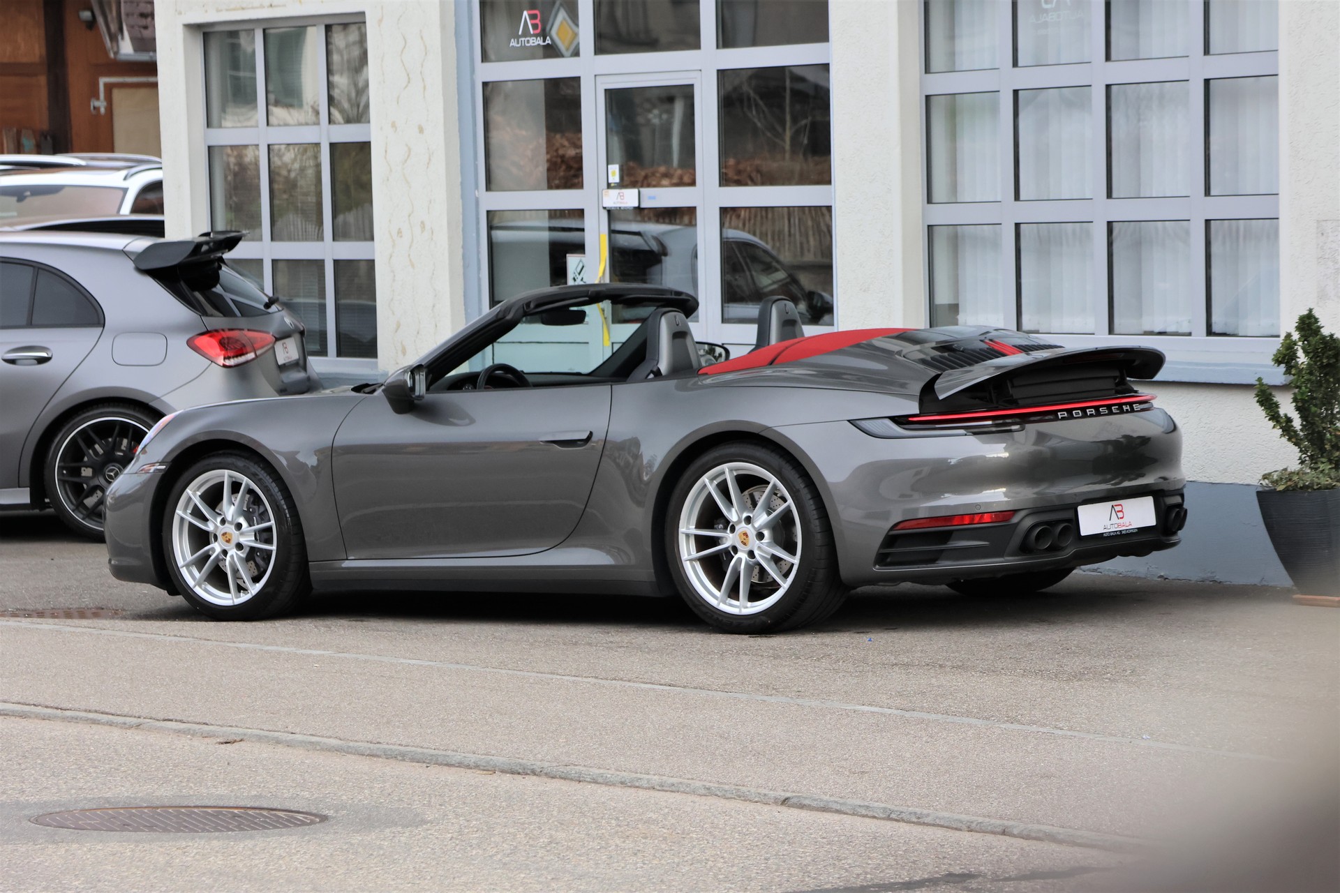 PORSCHE 911 Carrera Cabriolet PDK (CH)-image-12