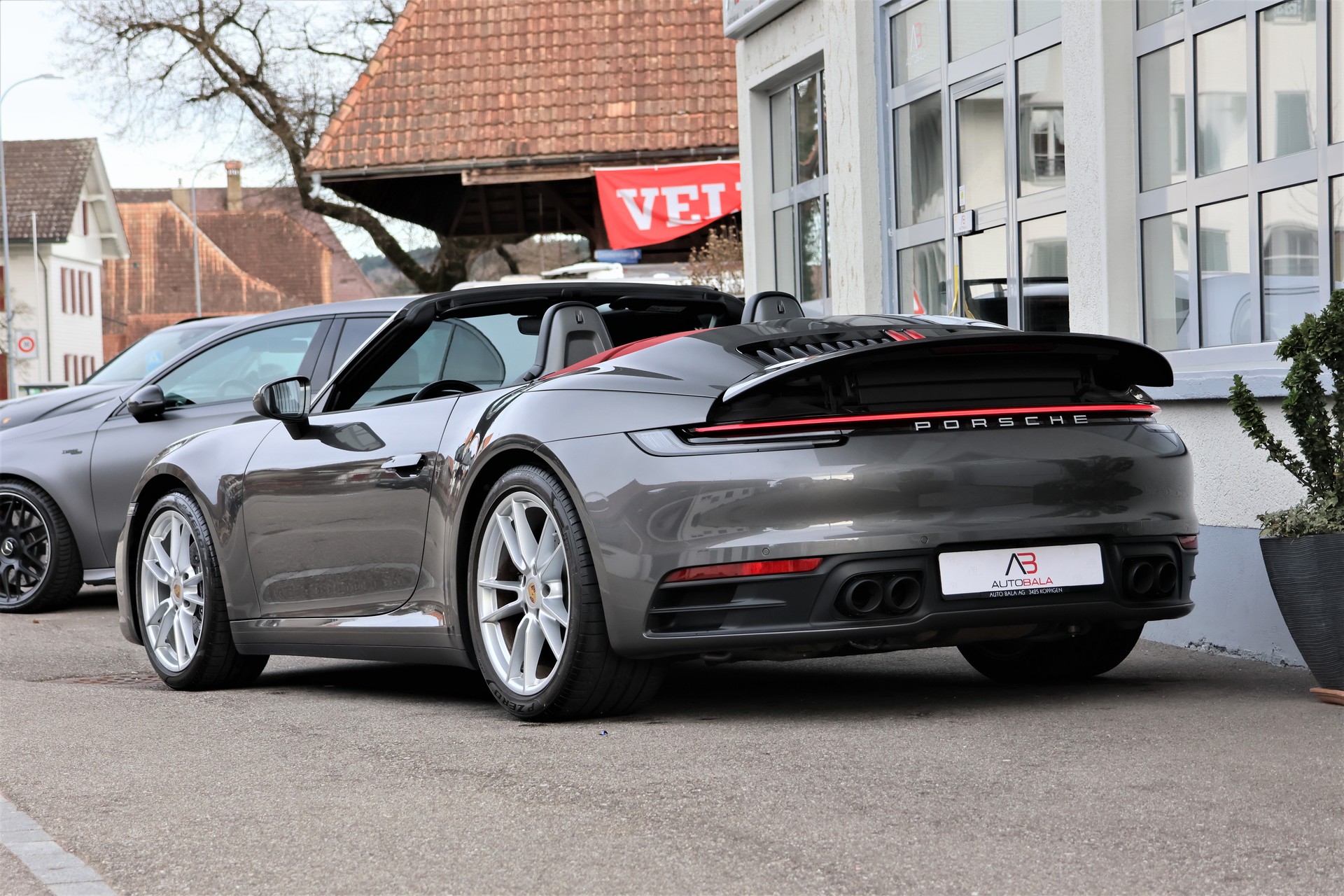 PORSCHE 911 Carrera Cabriolet PDK (CH)-image-9